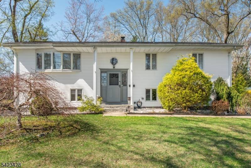 Welcome to 14 Green Drive in desirable Hanover Greens section of East Hanover !