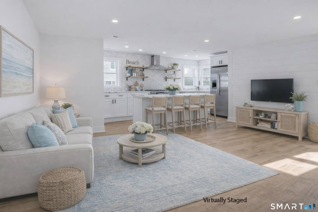 Back on Market Garage Added !