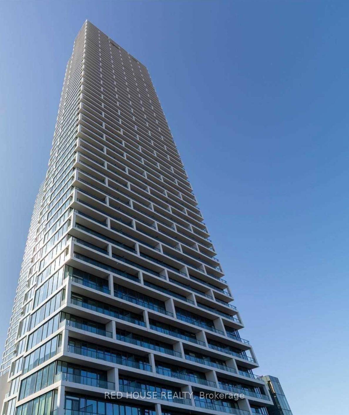 1 Bedroom, 1 Bathroom, Upgraded Kitchen, Stainless Steel Appliances, Dishwasher, Stone Countertops, Laminate Floors, Ensuite Laundry, Large Balcony, Large Locker, Free Membership to the YMCA for 1 Person, Parking Not ...