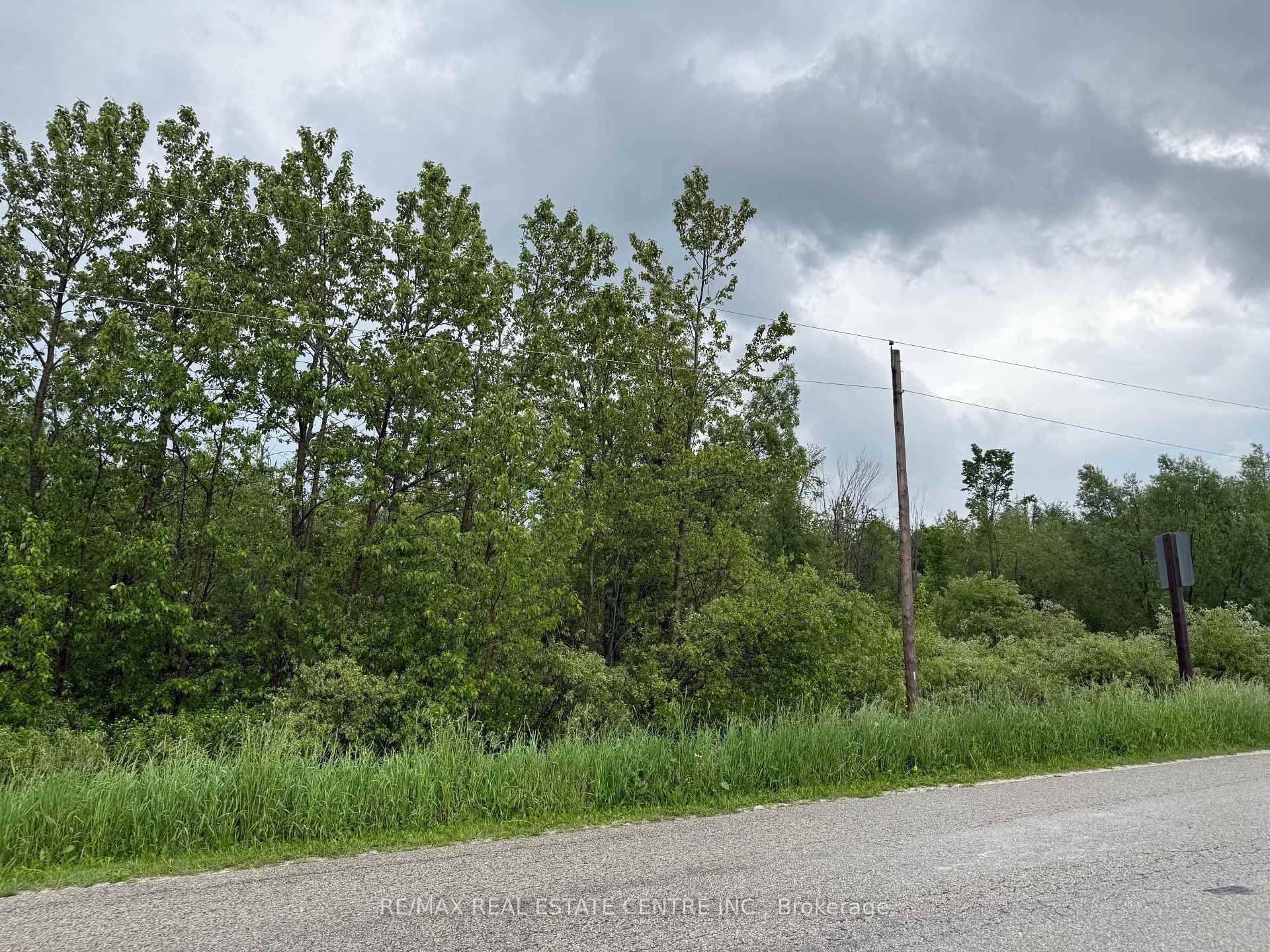 10. 014 Acre Parcel Awaits your New Home Design.
