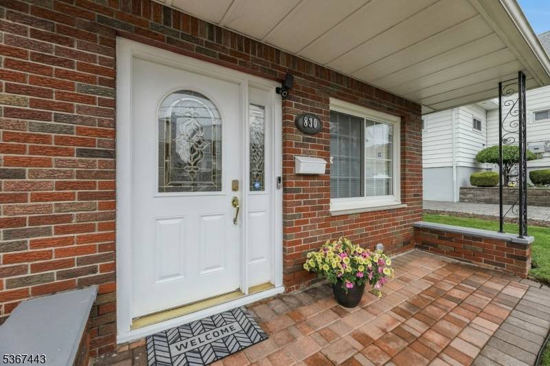 Welcome to this spacious, updated, freshly painted and power washed, rare, bi level gem, offering over 2, 200 sq ft of comfortable living on a desirable 50x100 lot.