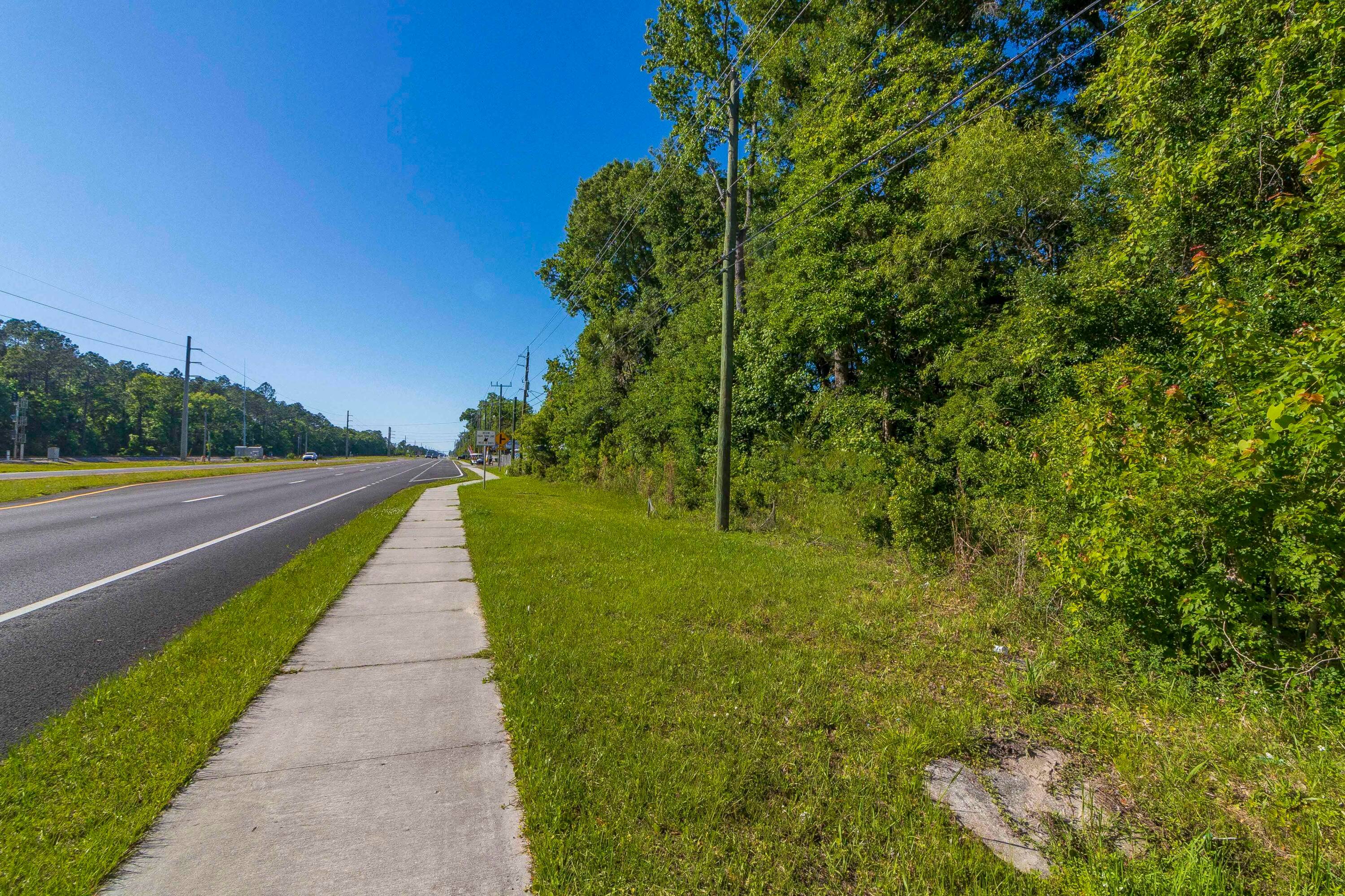 Mixed use parcel, Build Storagae Facilites, Fast food restaurant, Carwash it a mixed use lot Please confirm zoning.