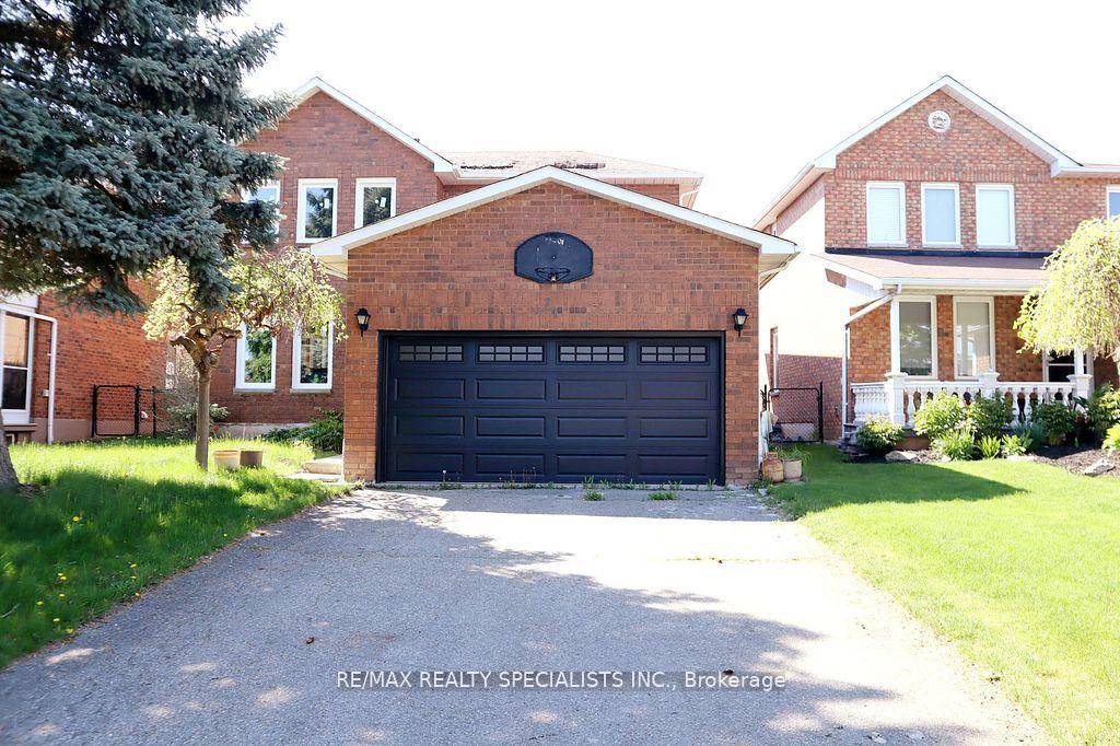 This impeccably newly renovated and upgraded 3 2 bed, 3 bath, 6 Car Parking, detached home in the prestigious neighborhood of Professor's Lake boasts over 125 K in luxury finishes, ...
