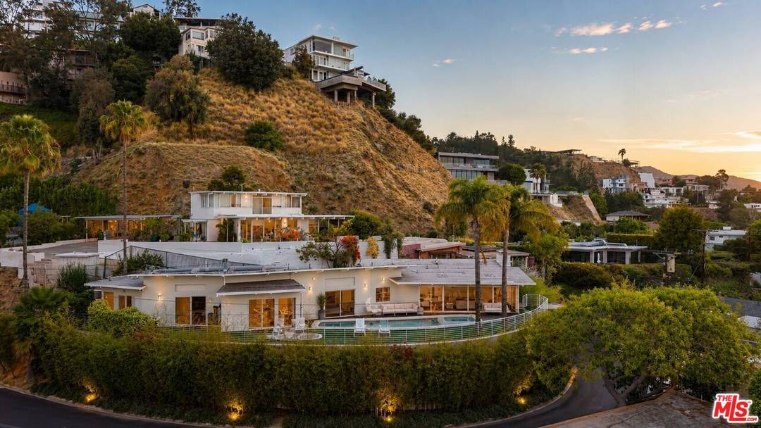 8411 Hollywood Blvd 2BR Sunset Strip La