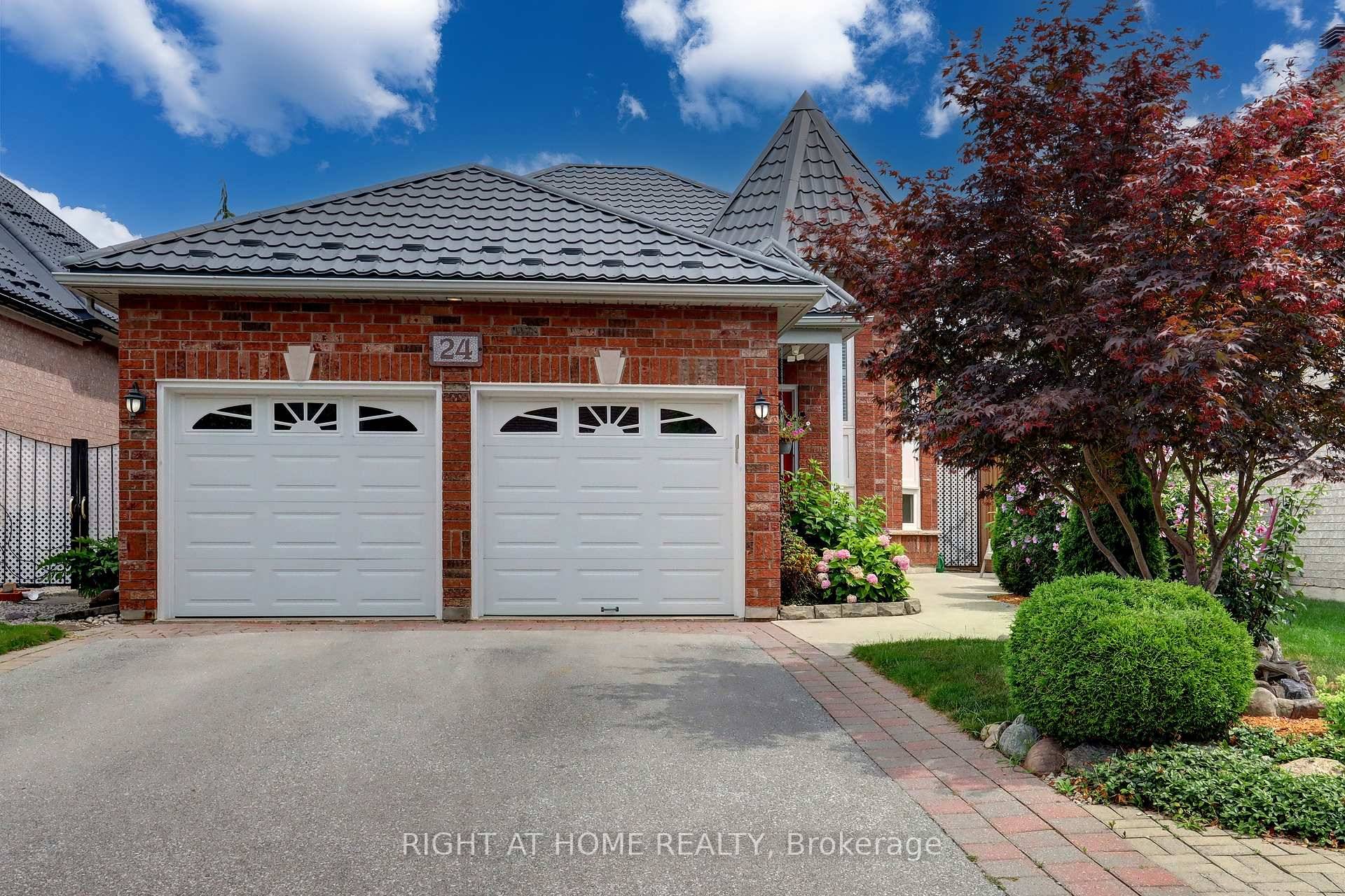 Welcome to this fantastic raised bungalow on a fully landscaped property right up to the front door.