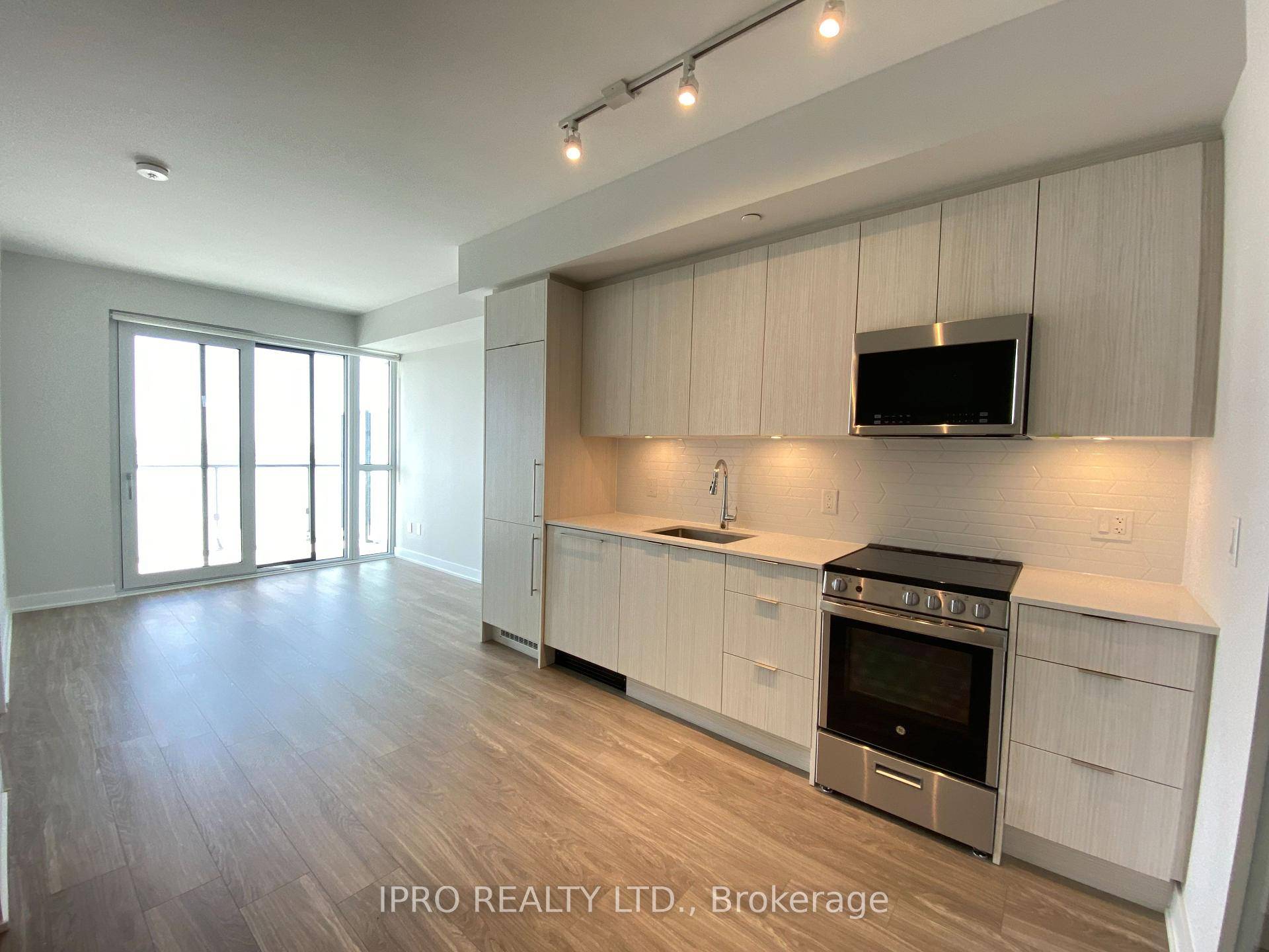Stunning brand new Avia Building 1 high level unobstructed 2 bedroom, 2 bathroom condo in the heart of Downtown Mississauga just a short walk from Square One Shopping Centre !
