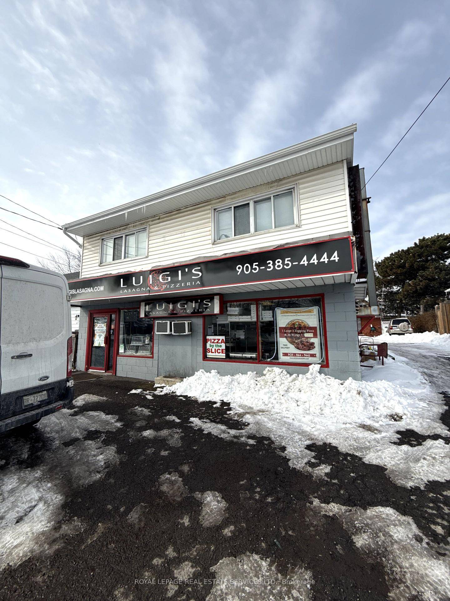 An exceptional free standing pizzeria is available in Hamilton's Thorner community is available for new owners.