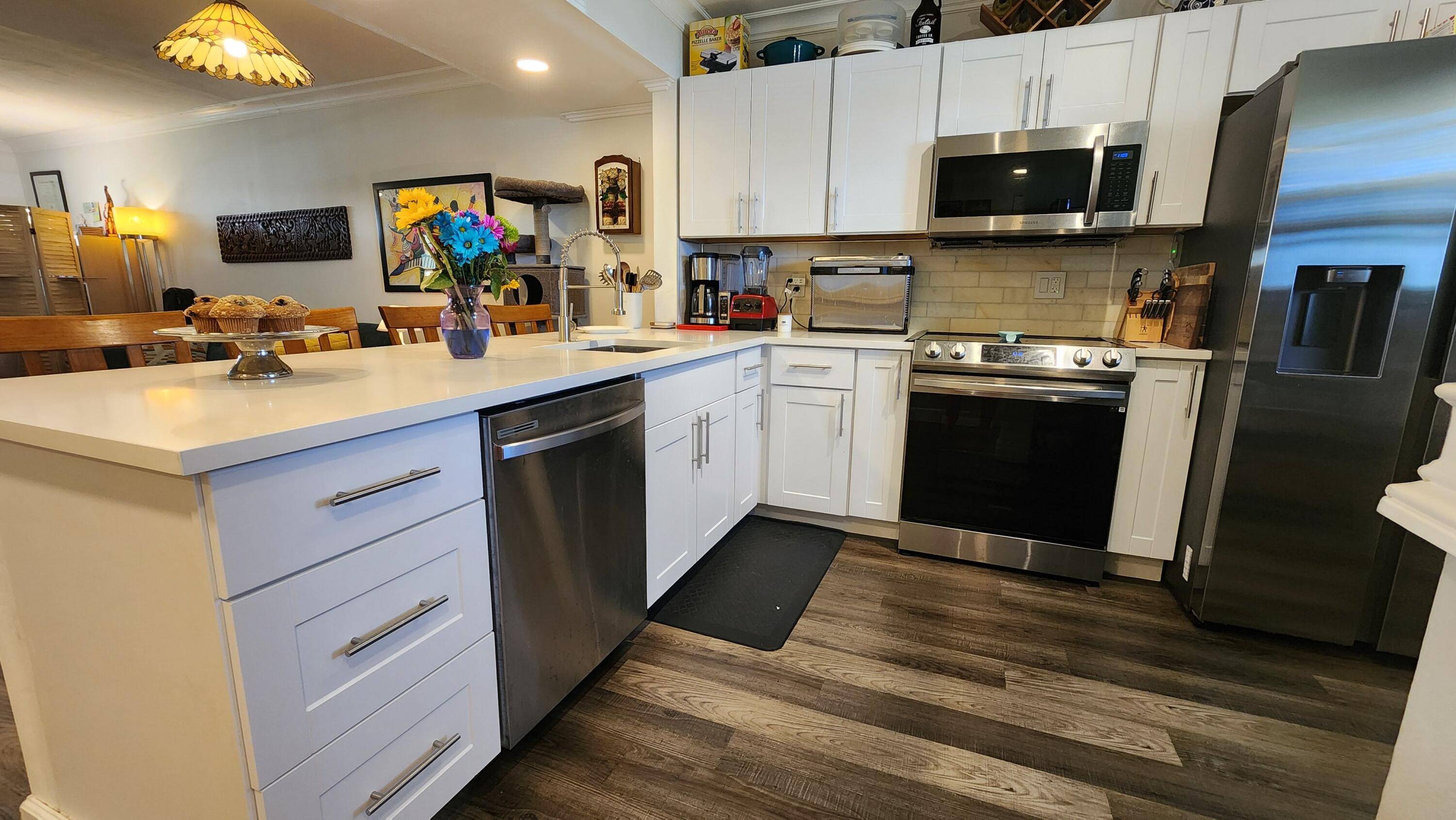 Stunningly renovated and rarely available, this spacious 1 bedroom, 1.