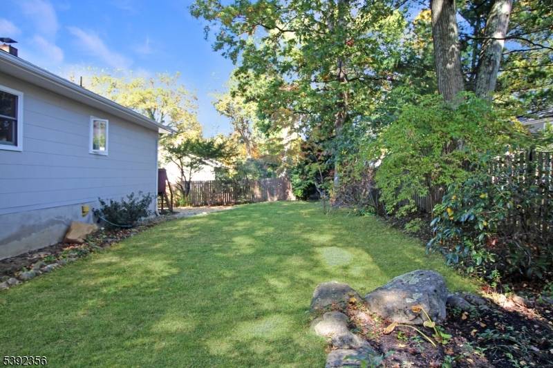 Charming Lake Hopatcong Home !