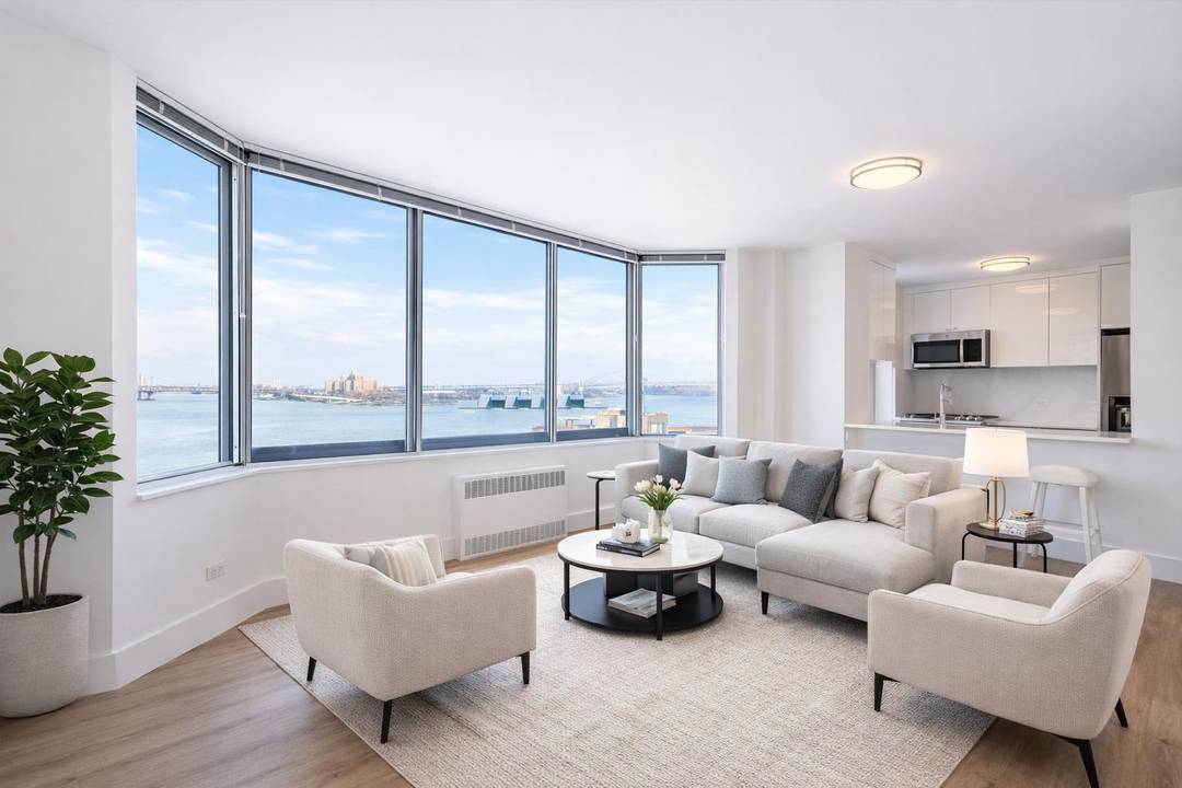 This spacious and beautifully renovated one bedroom apartment combines modern elegance with classic charm in the heart of the Upper East Side.