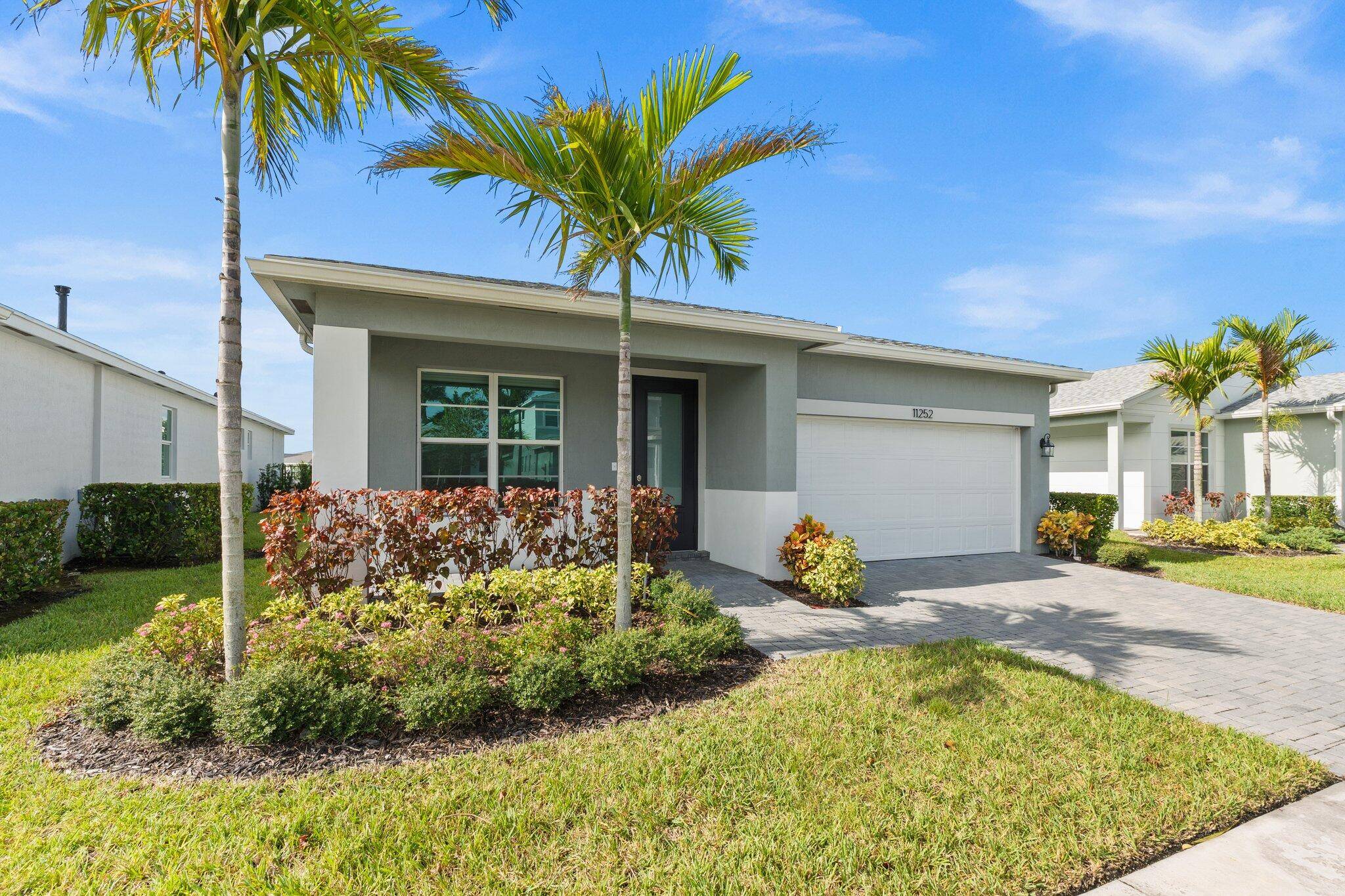 Discover your dream family home in the beautiful, family friendly community of Manderlie !