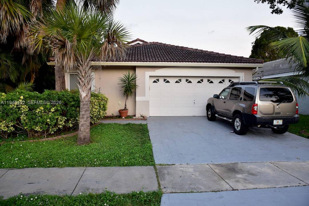 Welcome to this charming single family home located in the highly desirable Silver Lakes community of Pembroke Pines.