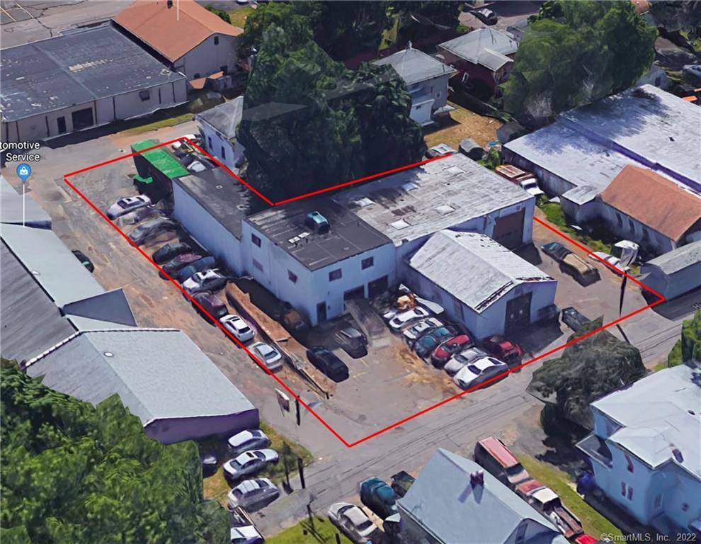 This well maintained building features all four tenants responsible for their own heat and electricity.