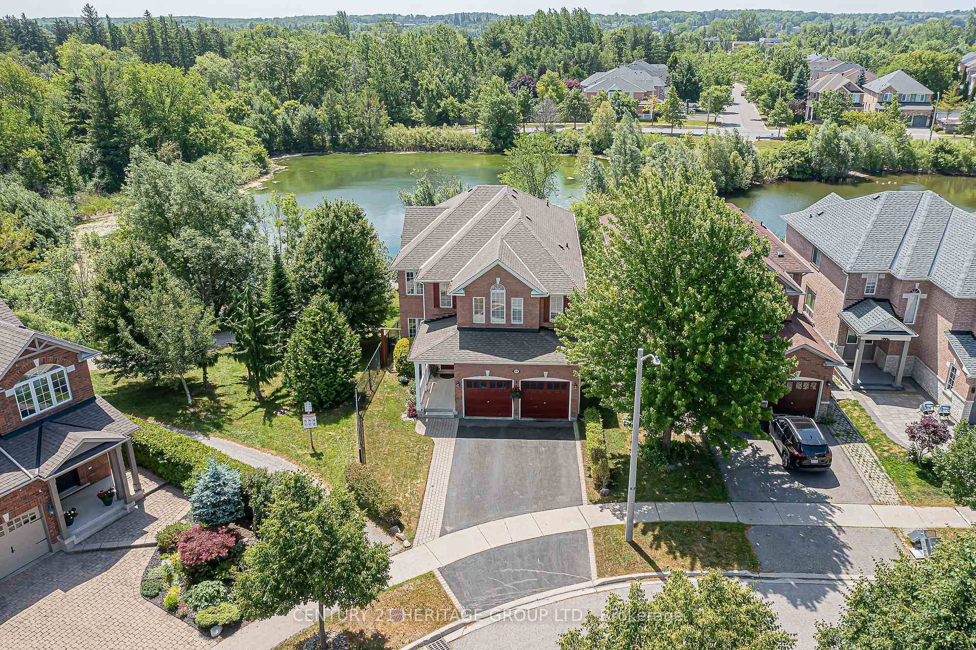 Welcome to The Highgrove, a beautifully maintained 4 bedroom home in the prestigious Mattamy Homes community.
