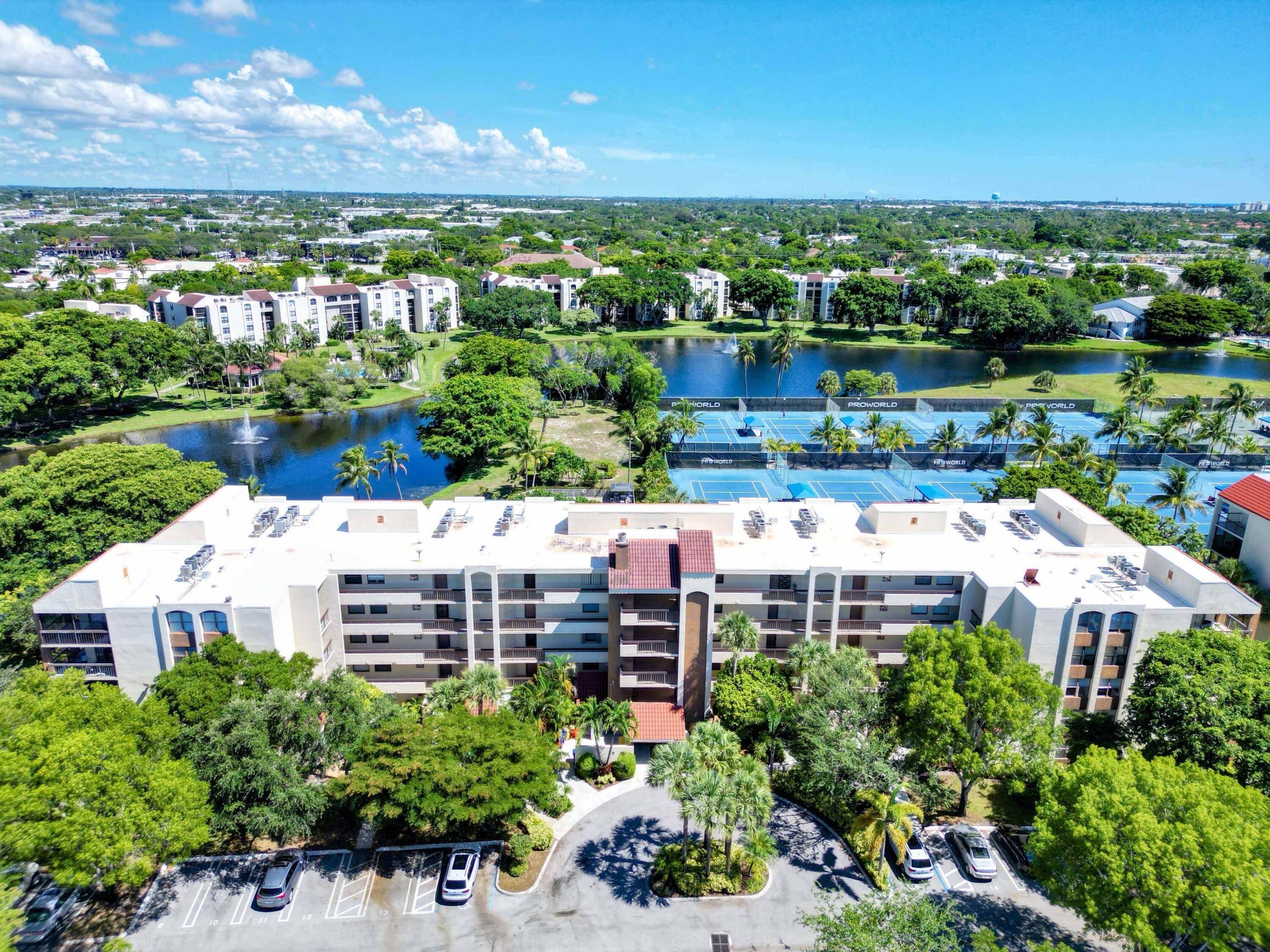 Winter is coming... why not spend it under the South Florida sun ?