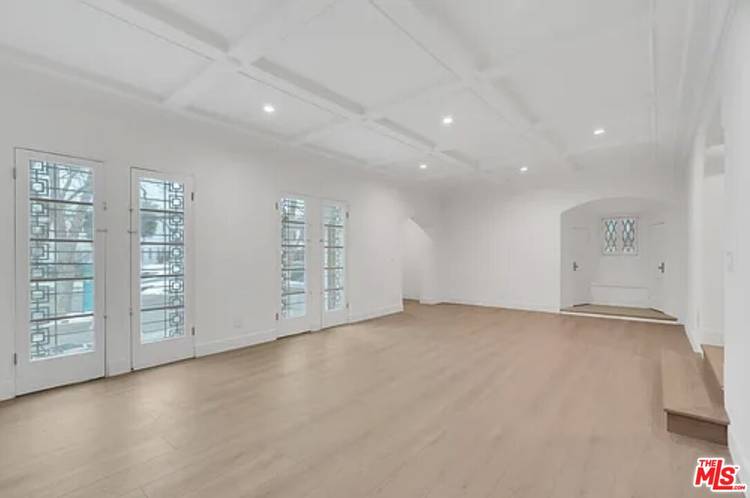 6446  W 6th St 3BR Beverly Grove La