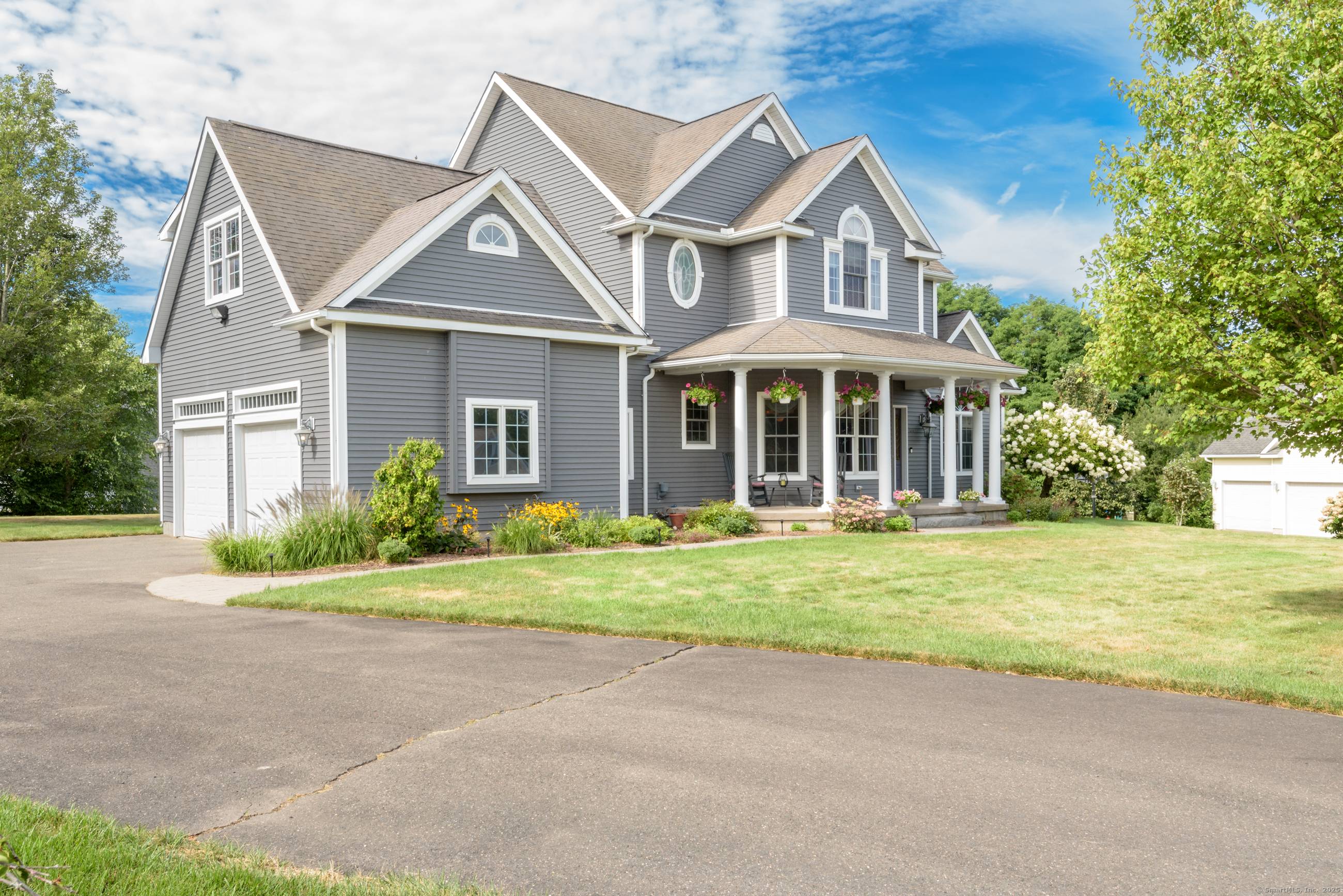 Welcome to 100 Sunrise Drive.