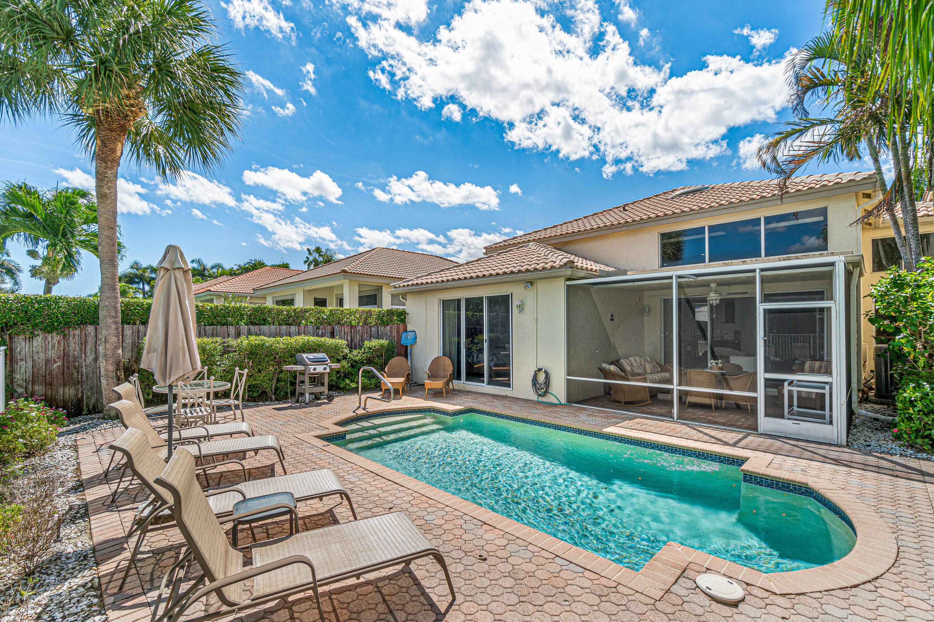 Welcome to this charming single story townhome, where modern sophistication meets peaceful living.