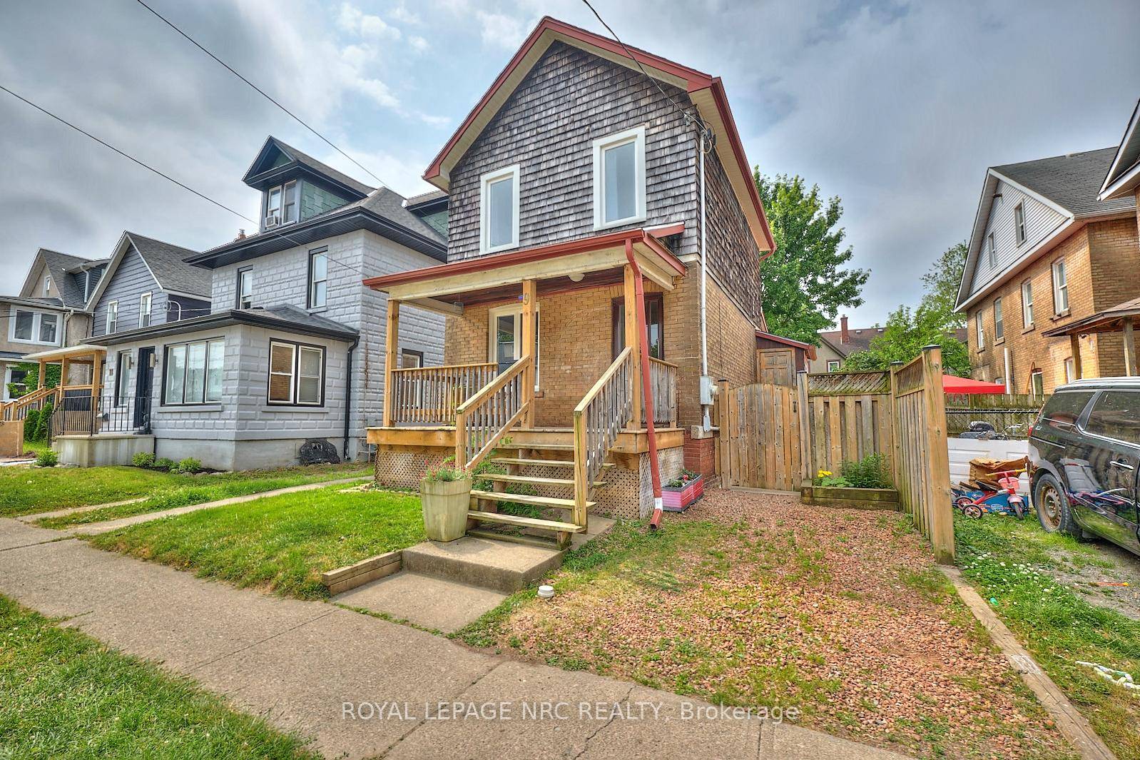 Move in ready and renovated, affordable 2 storey charming home !
