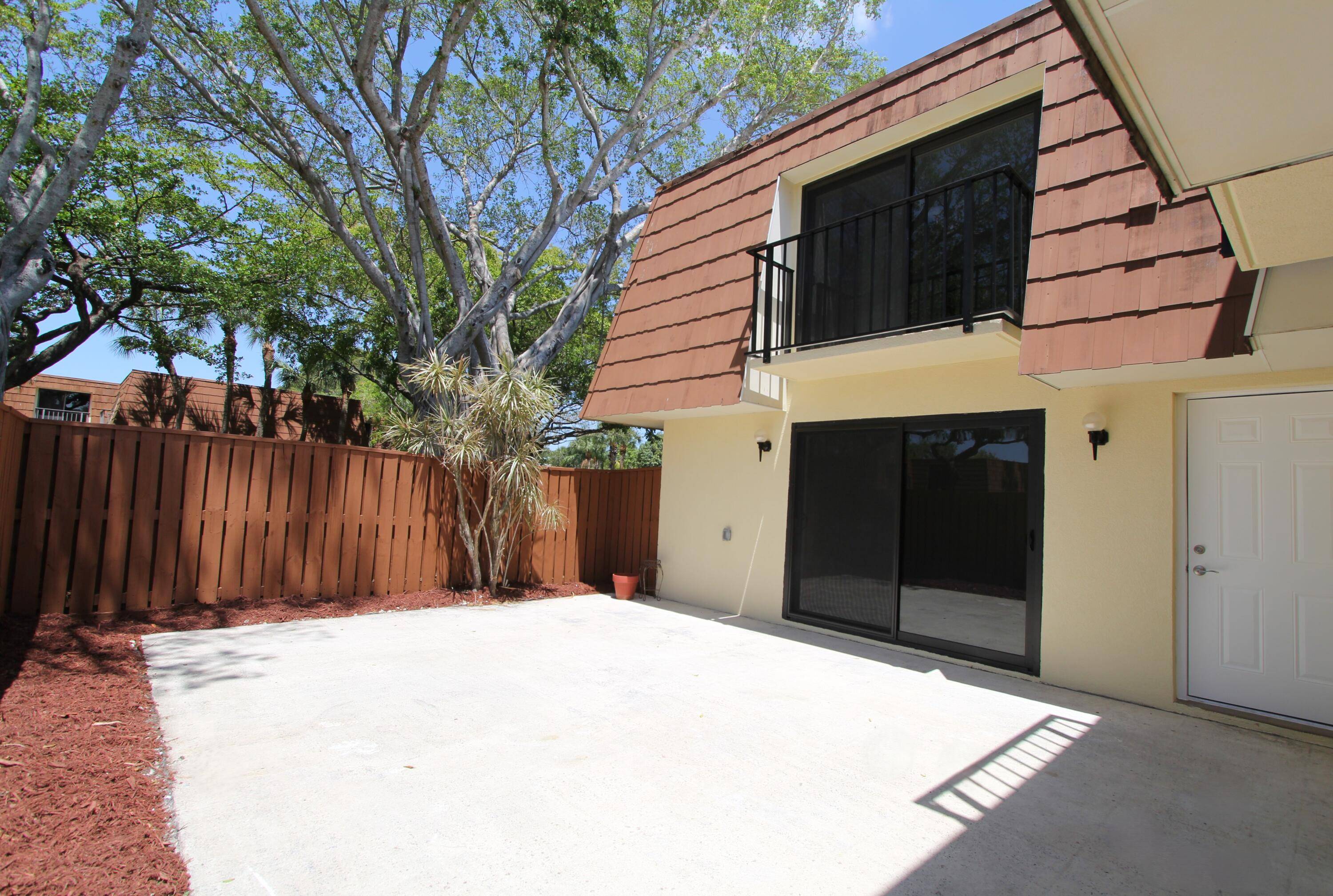 Beautifully Renovated 2 Bed, 2.