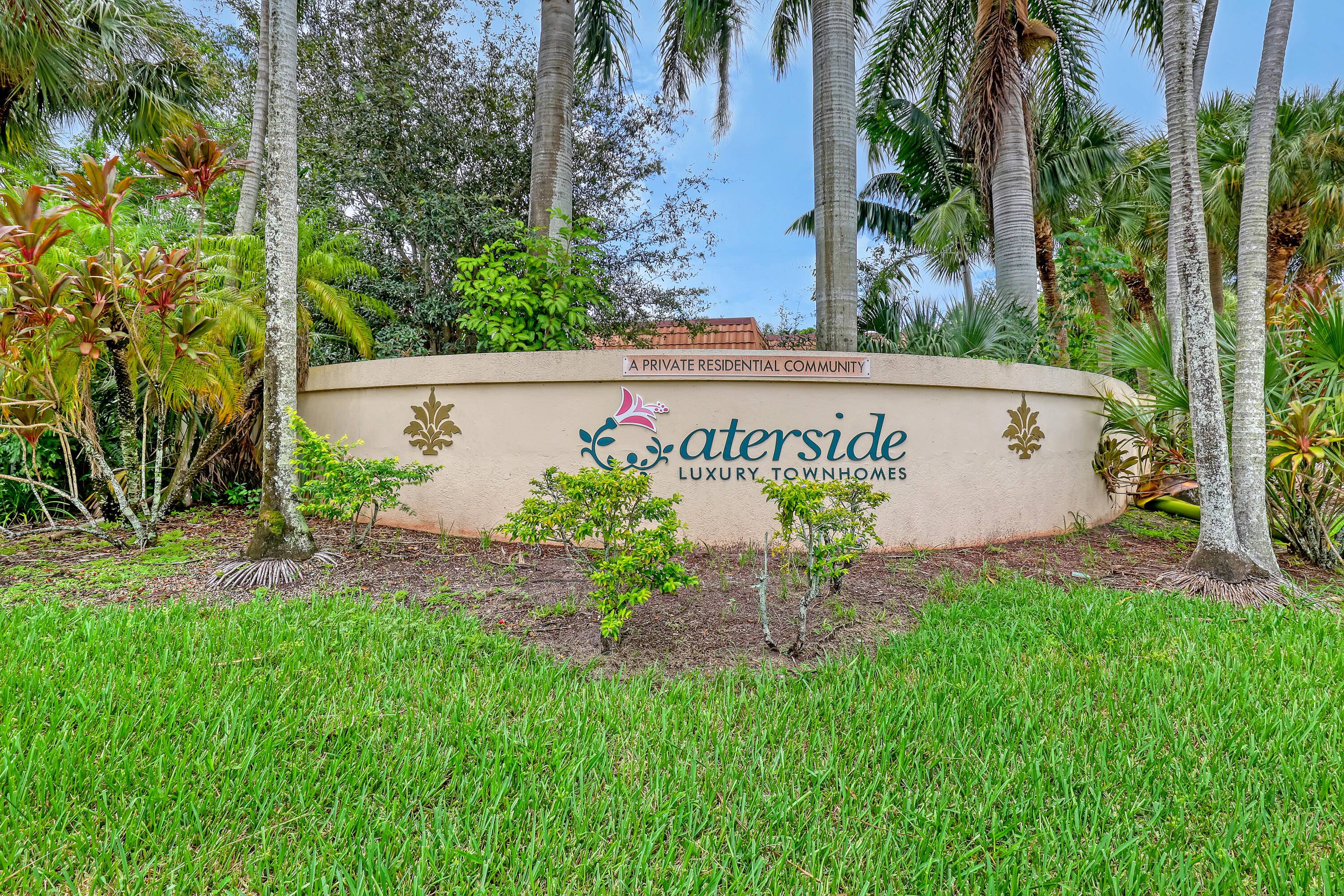 Discover a charming corner Townhome that perfectly combines comfort and convenience, located in the desirable Waterside Luxury Townhomes community, this 1, 288 sq ft under living space has an inviting ...