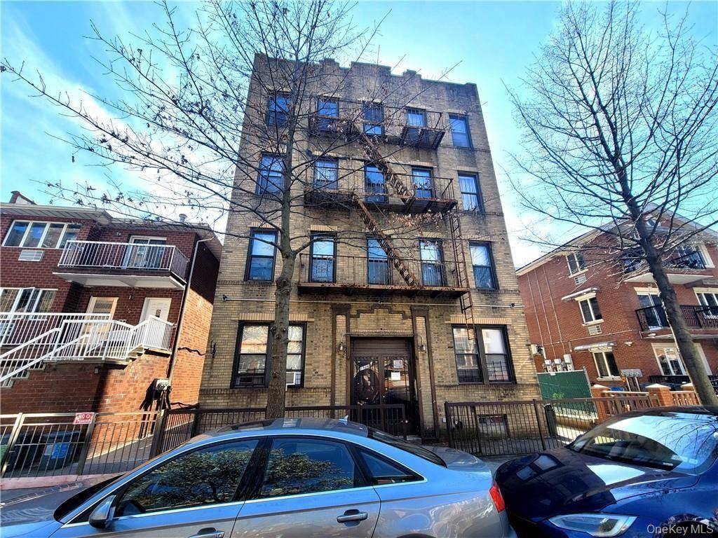 Legal Fully detached brick 12 family on a quiet tree lined Bensonhurst block with 190, 000 per year income.
