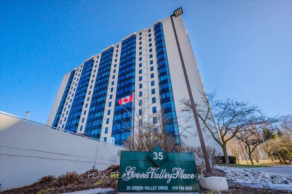 Welcome to 35 Green Valley offering a chic one bedroom, one bathroom condo in sought after location for your immediate enjoyment.