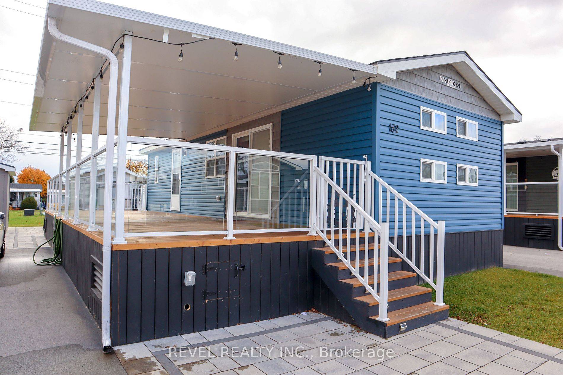 Highly desirable cottage gated community located in Sherkston Shores Resort, offers a ton of amenities and amazing views of the lake !