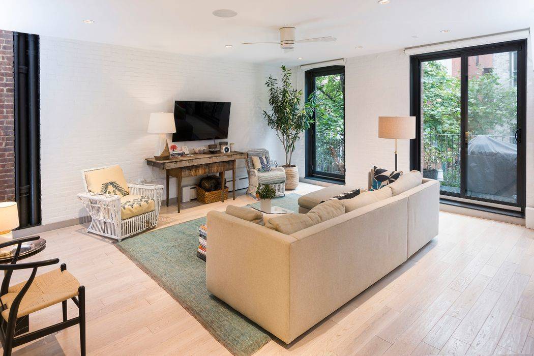 In person amp ; FaceTime showings available Starting with exposed brick perimeter walls throughout, steel columns amp ; beams, and wide plank white oak flooring sits this amazing fully renovated ...