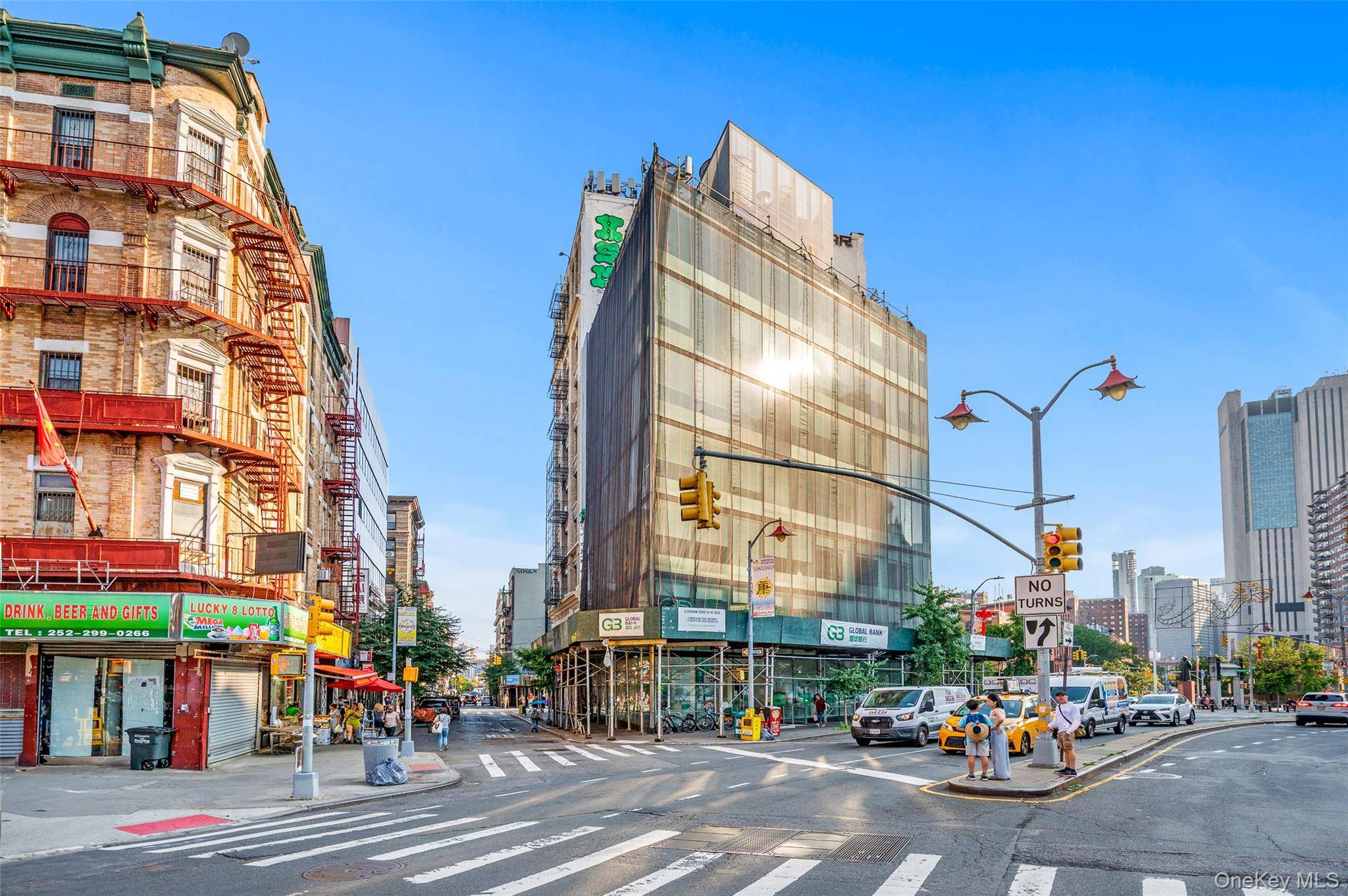 Beautiful 3rd Floor Office Space for Sale in the Heart of Chinatown An outstanding opportunity to own a premium office space in one of Manhattan s most vibrant and high ...