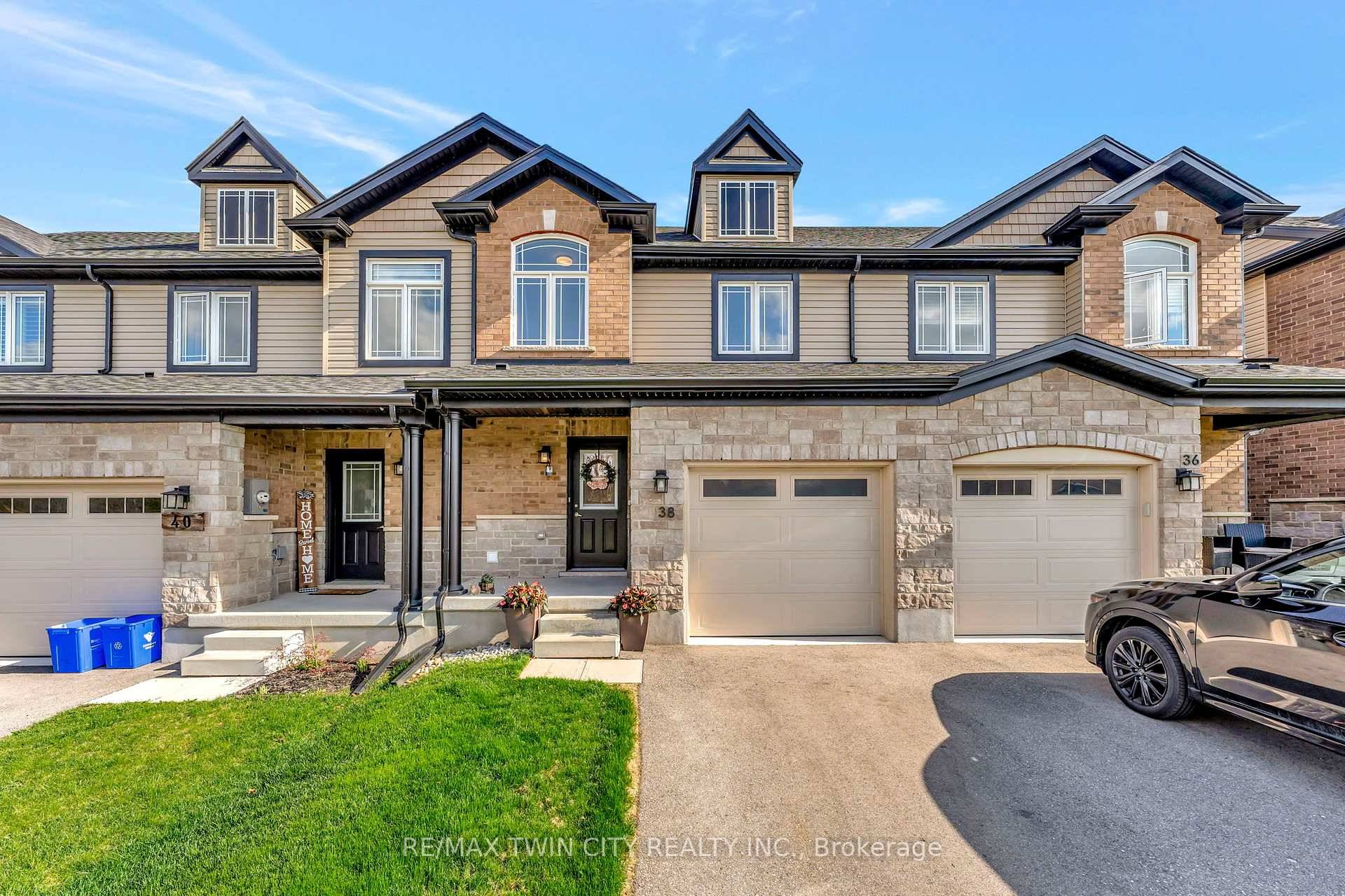 NO CONDO FEES ! Welcome to 38 Bawcutt Crescent, a beautifully appointed FREEHOLD townhome located in the vibrant Pinehurst Community of Paris.