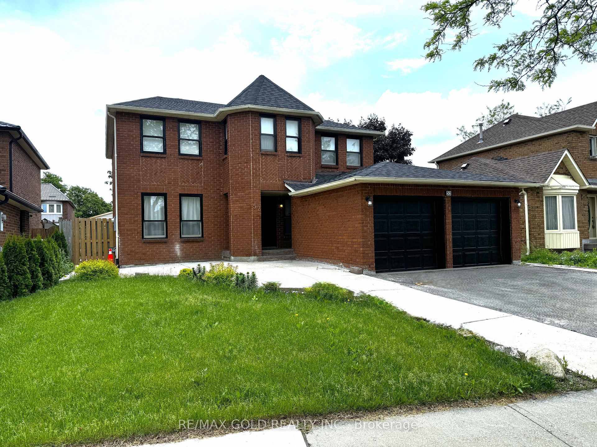 Absolutely Stunning Detached Home featuring 5 spacious bedrooms and a well designed, functional layout.