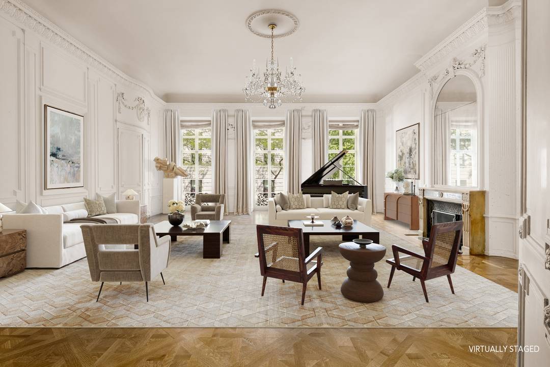 11 Gramercy Park South Built in 1885 and embodying the style and sophistication the neighborhood is known for, the townhouse at 11 Gramercy Park South is a five story, 27 ...