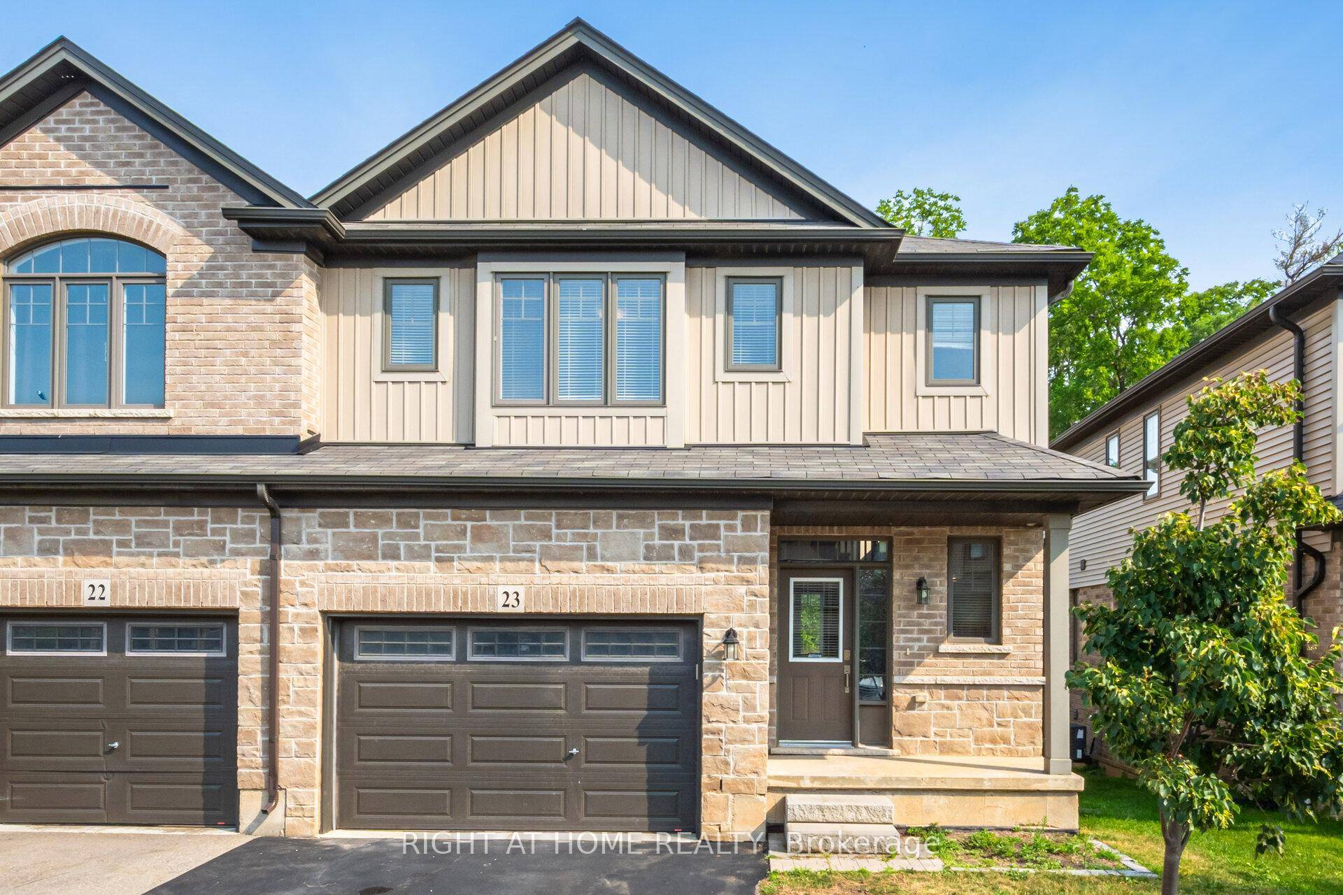 A Truly Unique Executive amp ; Rare 2 Storey 3 Bedroom 2.