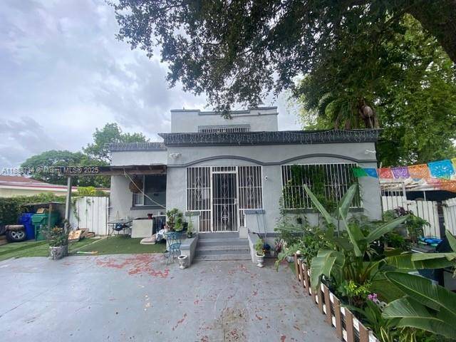 INVESTOR SPECIAL ! Spacious two story single family home in need of some TLC.