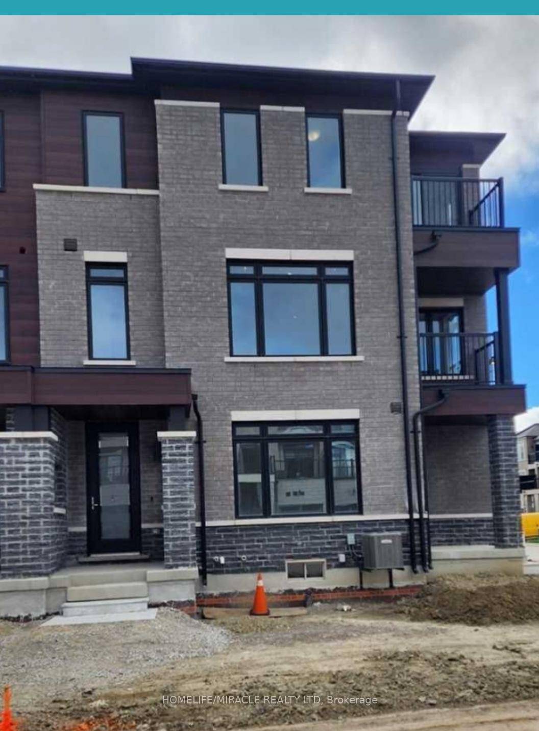 Town House with 3 Bedrooms, 3 Parking and 3 Washrooms.