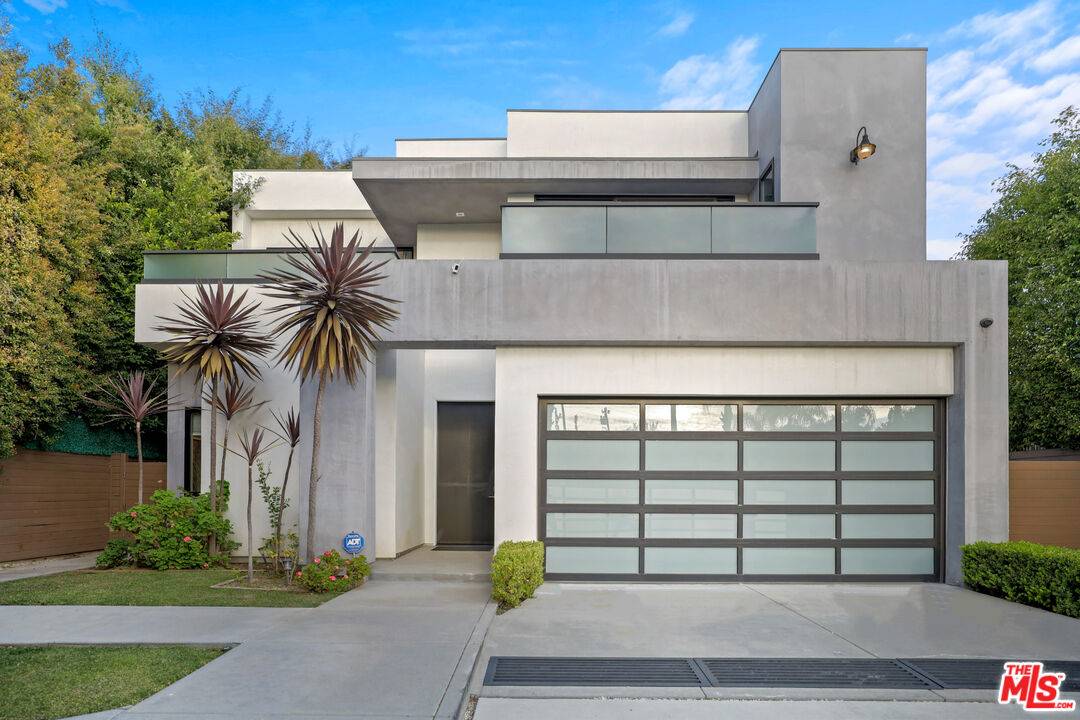 926  N Crescent Heights Blvd 4BR Hollywood Hills East La