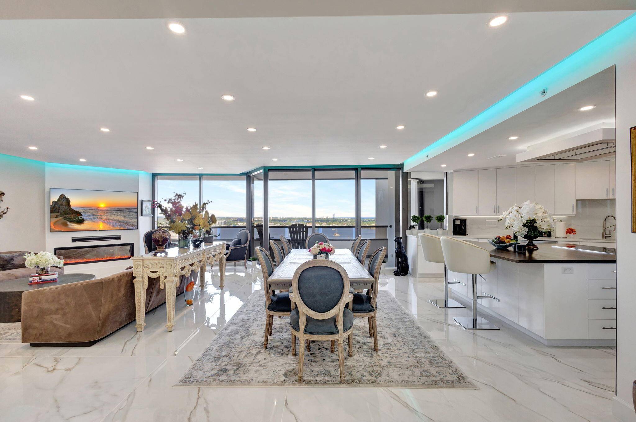 Welcome to Luxury living in Lake Point Tower.