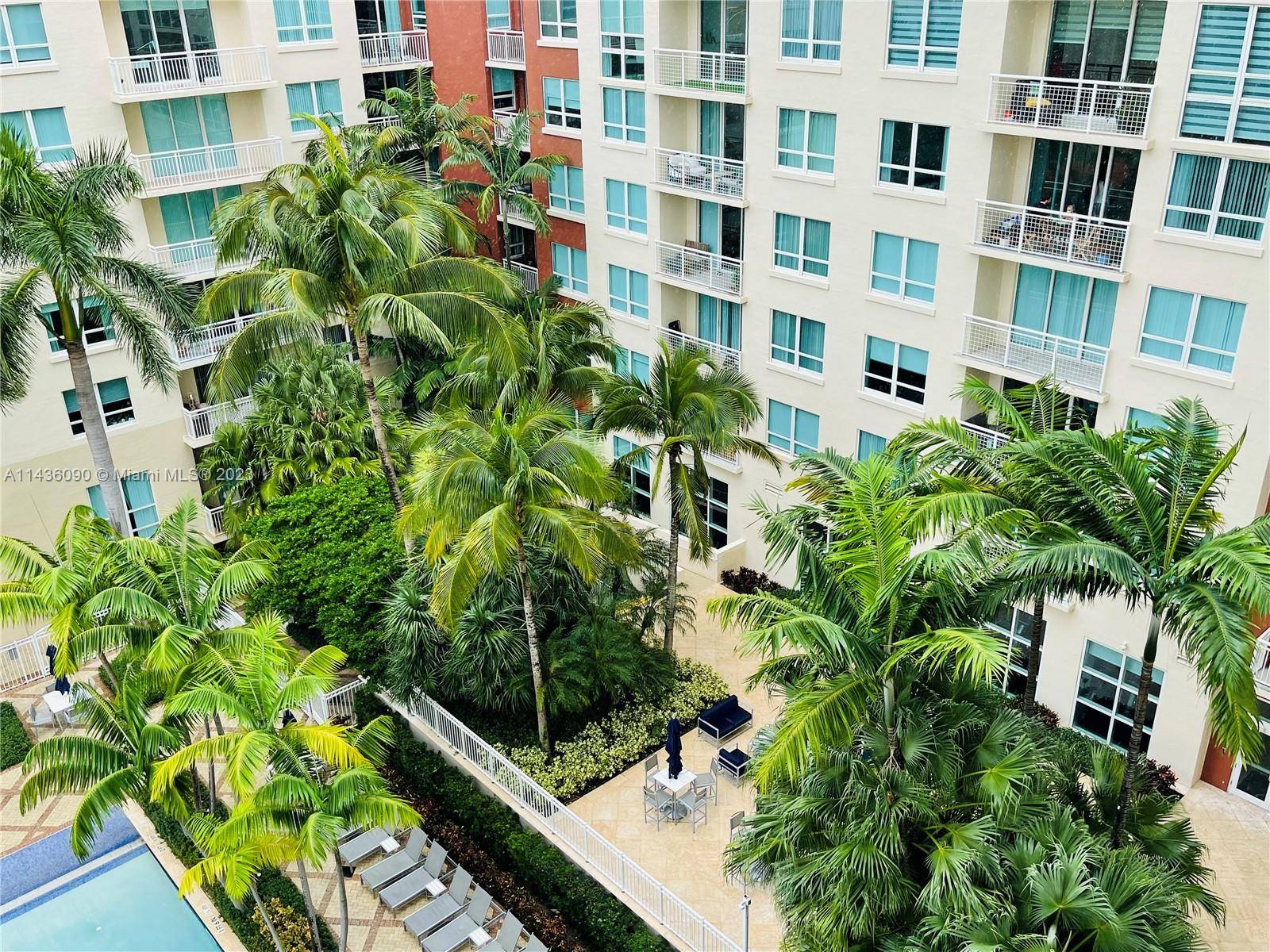Beautiful rental condo in the heart of Edgewater, FL.
