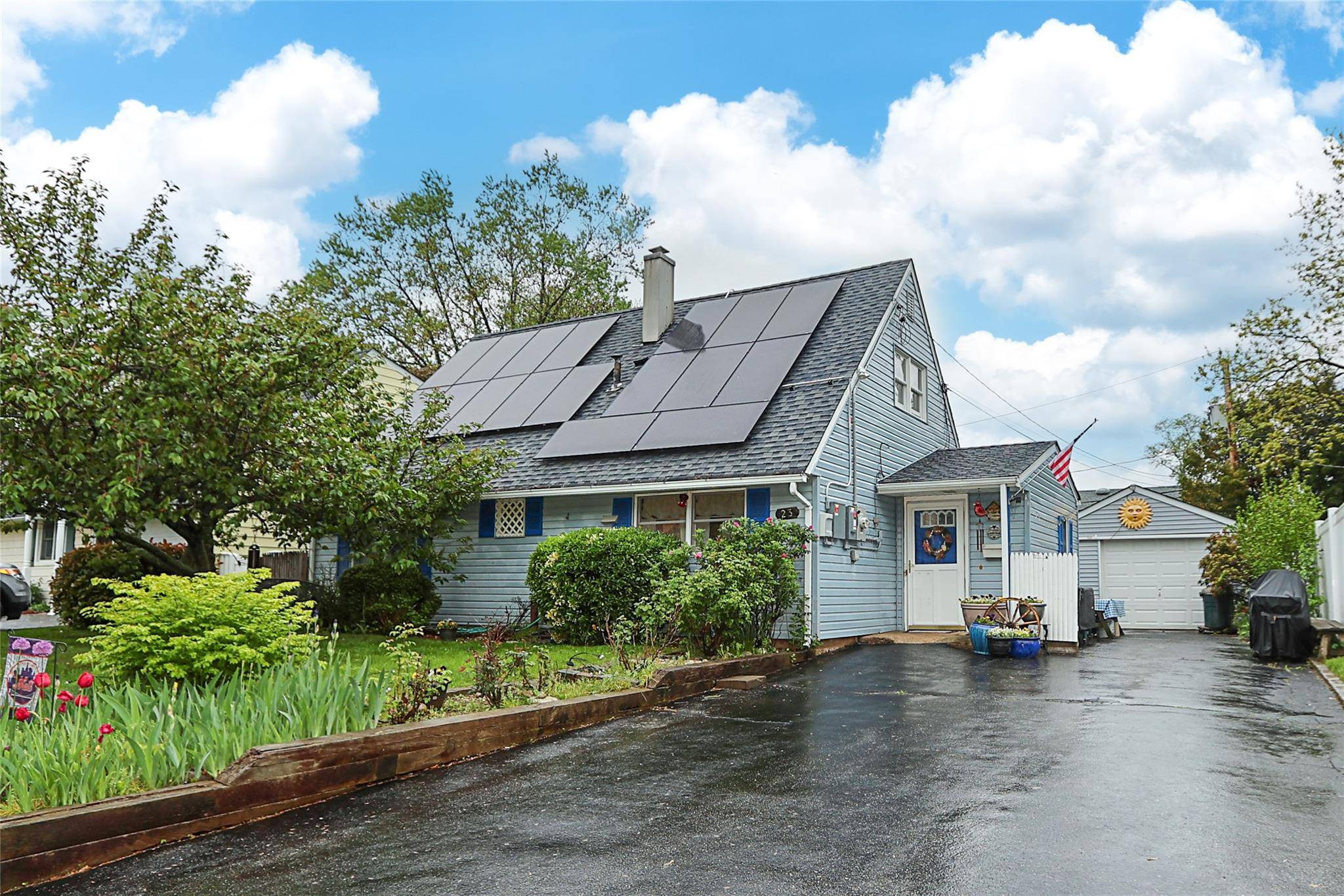 Welcome to 23 Collins Road, a charming 4 bedroom, 2 bath Expanded Cape nestled in the heart of Glen Cove in the North Shore school district.