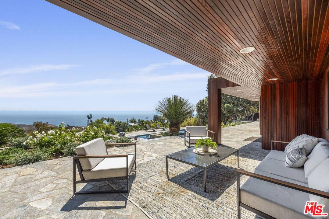 22456   Carbon Mesa Rd 5BR Malibu La