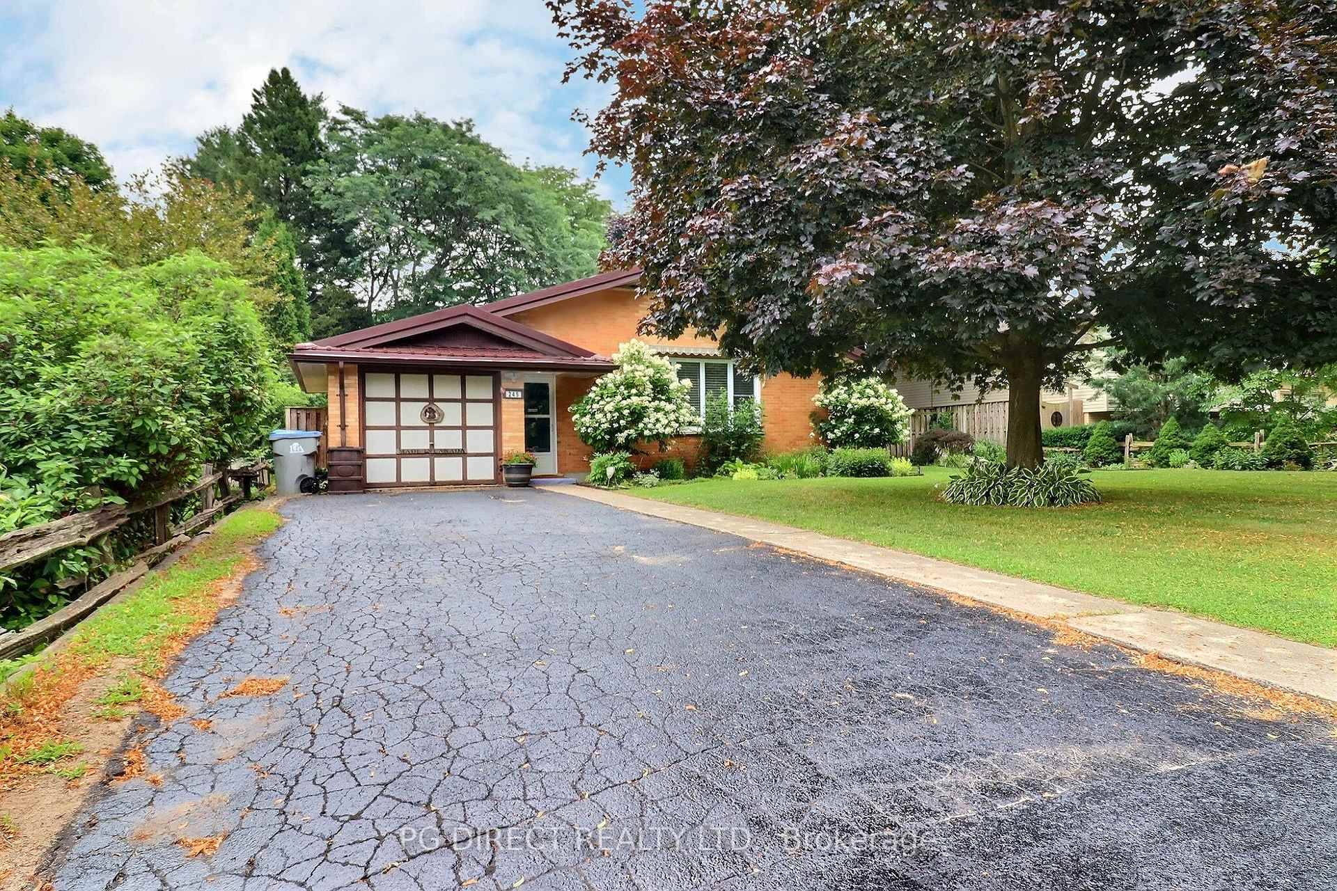 Visit REALTOR website for additional information.