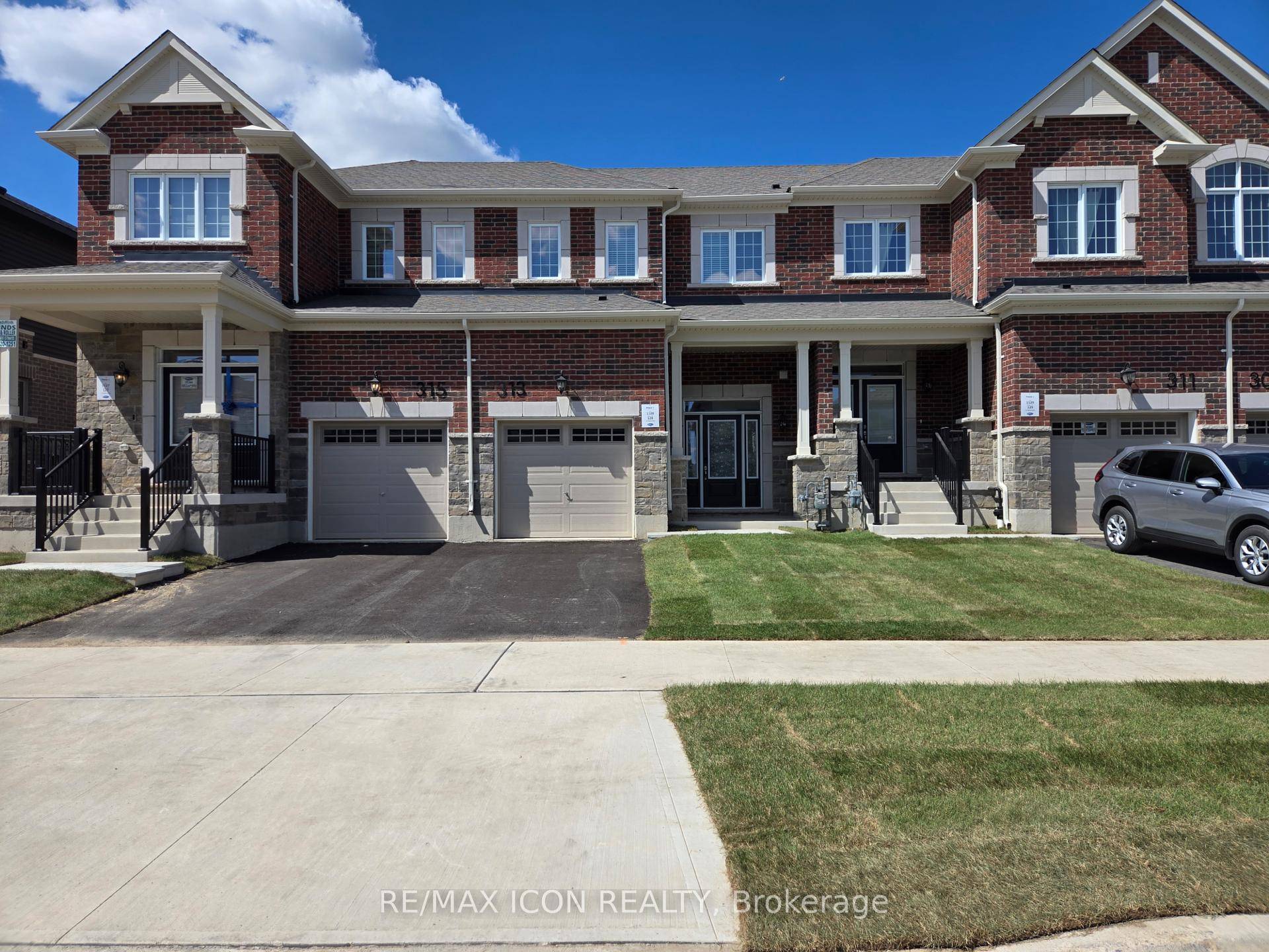Brand new, never lived in 3 bedroom, 2.