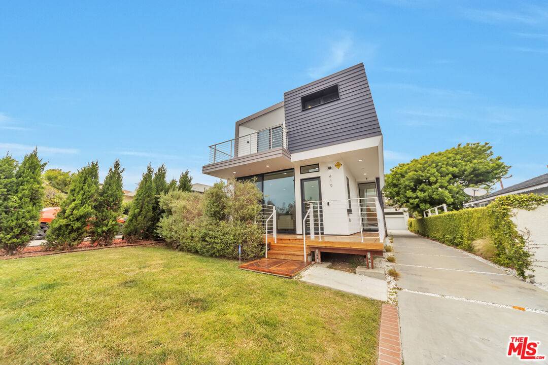 419   Waterview St Playa Del Rey LA