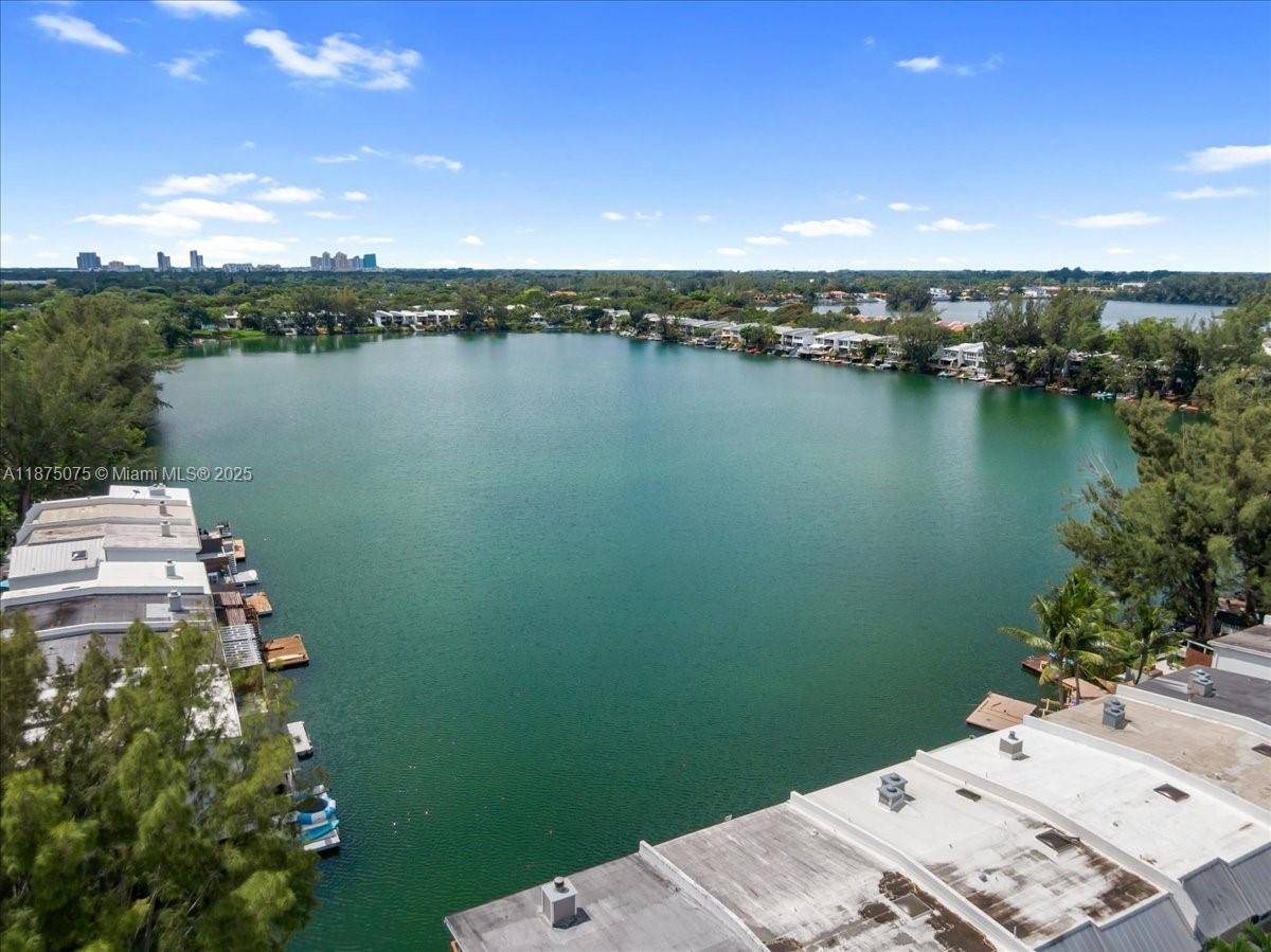 Discover an incredible opportunity in Lakeridge, Miami s beloved guard gated lakeside community.