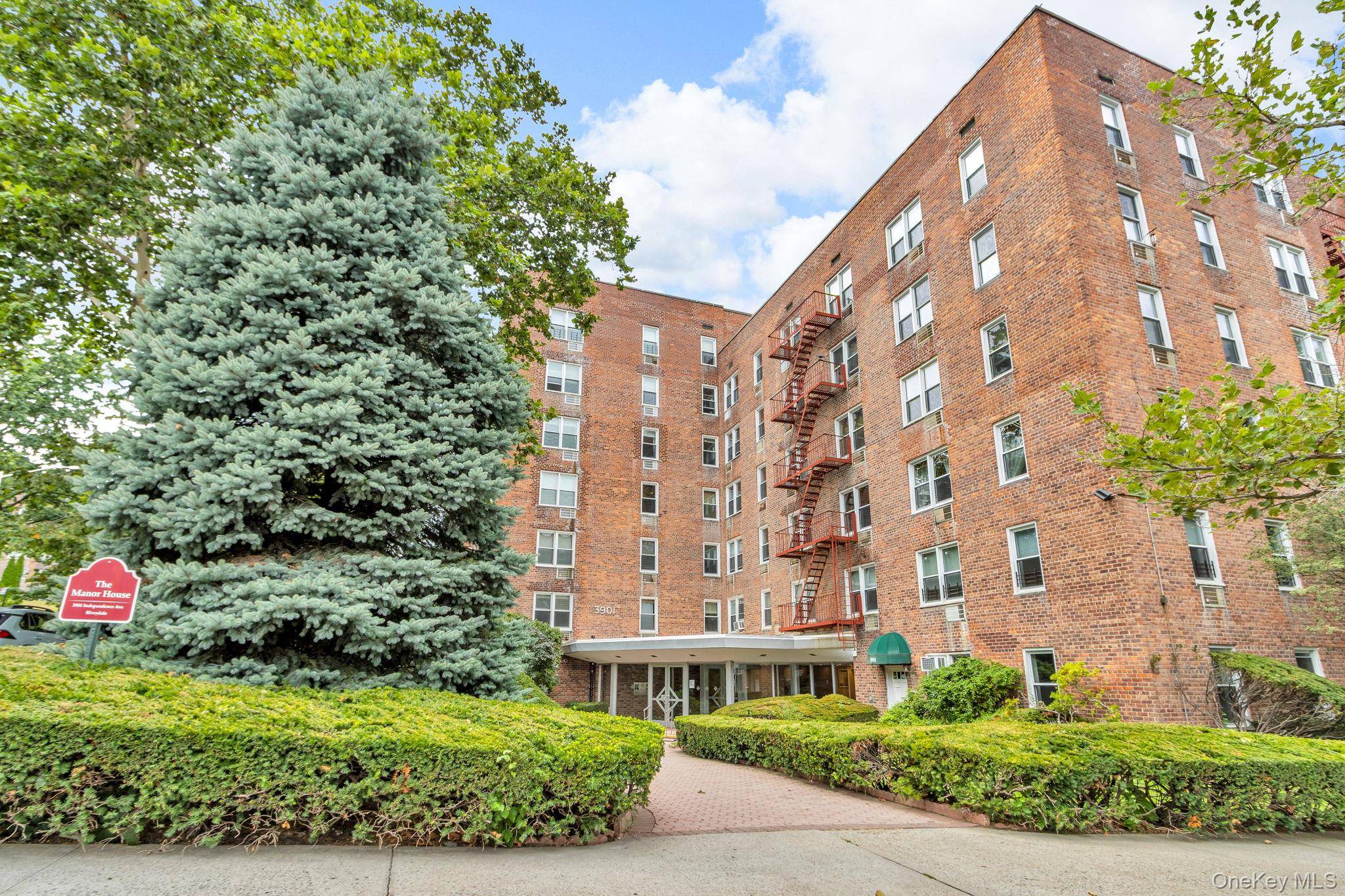 Welcome to The Manor House, a well maintained cooperative in the heart of Riverdale.