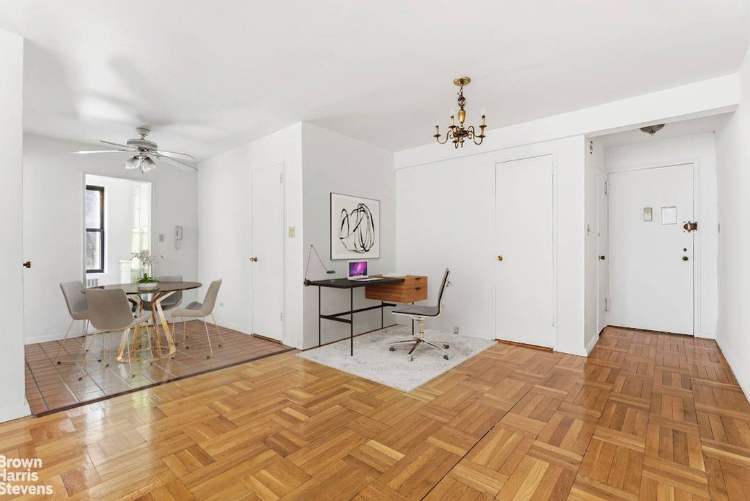 Sunny Renovated Corner Home with Flexible Layout Welcome to this bright and spacious one bedroom corner unit, perfectly situated in a full service co op on the Upper East Side.