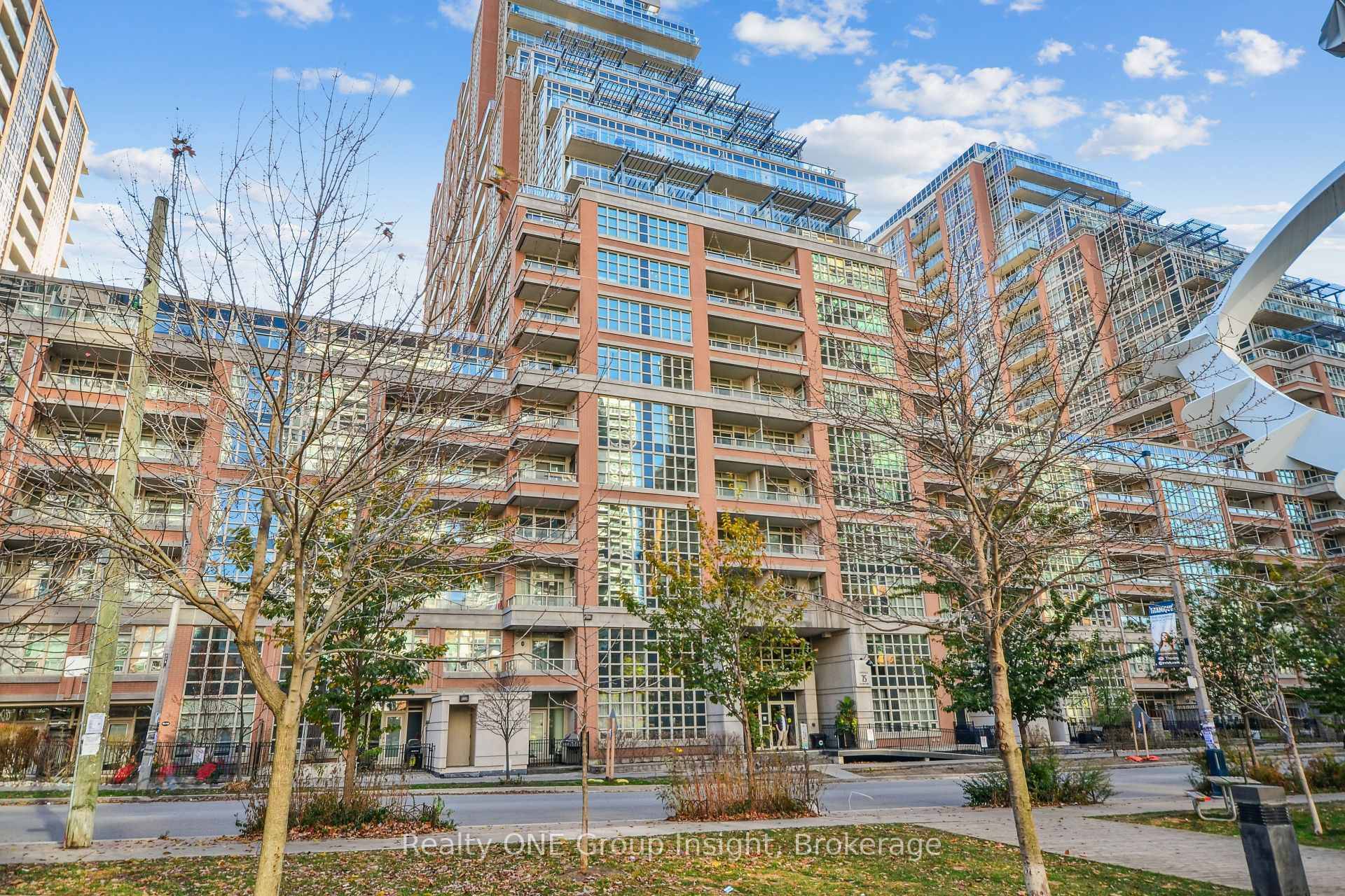 Live the Liberty Village lifestylemodern, connected, and full of possibilities.