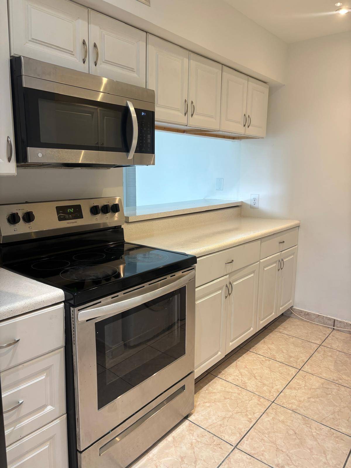 Discover exceptional value with this well appointed 2 bedroom, 2 bathroom apartment, perfect for homeowners or savvy investors.