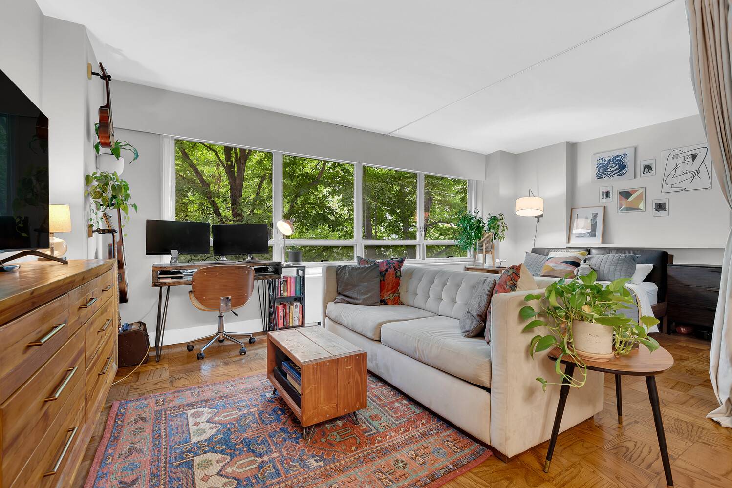 Welcome to Apartment 4C at 170 West End Avenue a large alcove studio nestled in the heart of the Upper West Side within the sought after Lincoln Towers complex.